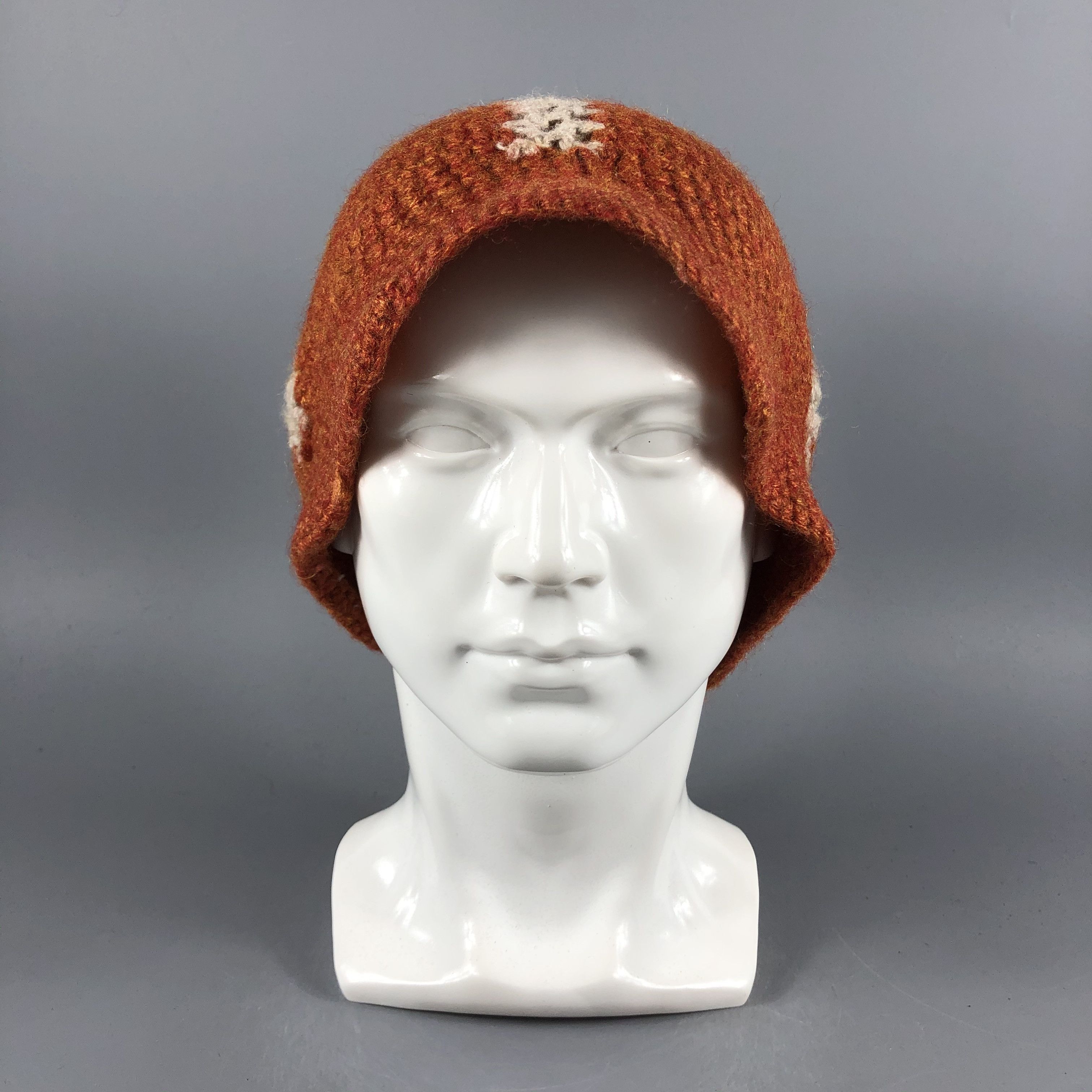 image of Vintage Womens Knit Beanie Snow Hat Snow Cap -D1223