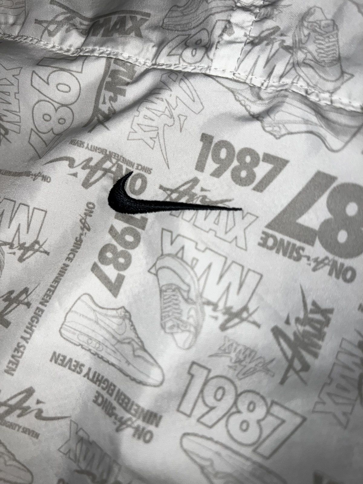 Nike × Vintage Nike 00’s Vintage Y2K TrackJacket Windbreaker Swoosh Logo Size US M / EU 48-50 / 2 - 7 Thumbnail