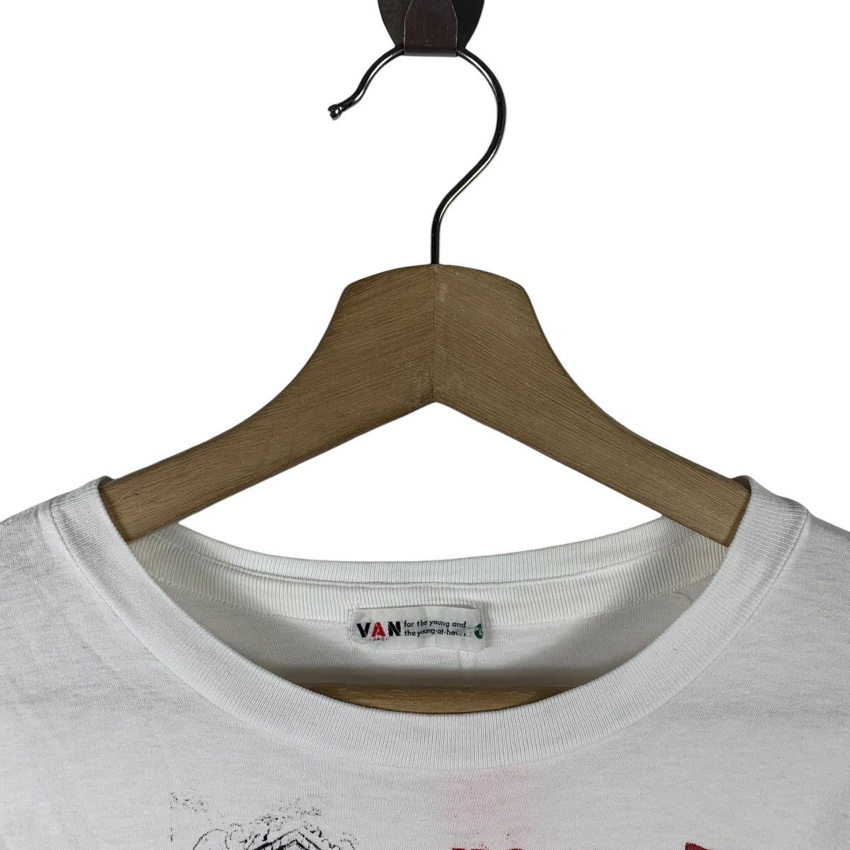 Vintage Vintage VAN JAC art printed tee Size US S / EU 44-46 / 1 - 5 Thumbnail