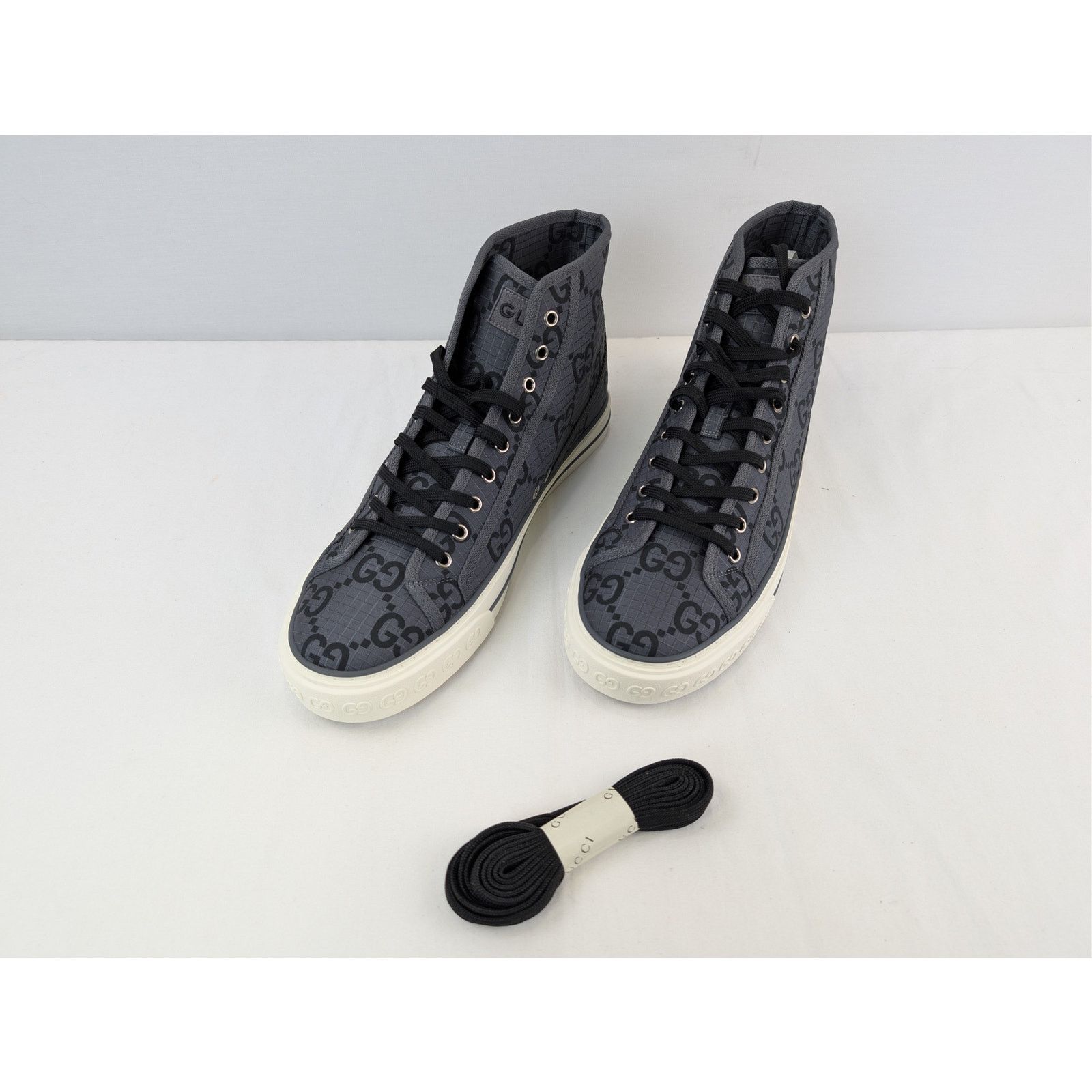 Gucci o1rshd1 GG monogram Tennis 1977 High-Top sneakers in grey Size US 12.5 / EU 45-46 - 8 Thumbnail