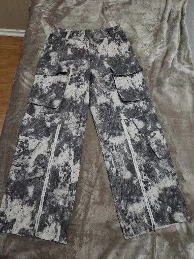 Designer × Japanese Brand Multi Pocket Cargo Pant Size US 32 / EU 48 - 2 Thumbnail
