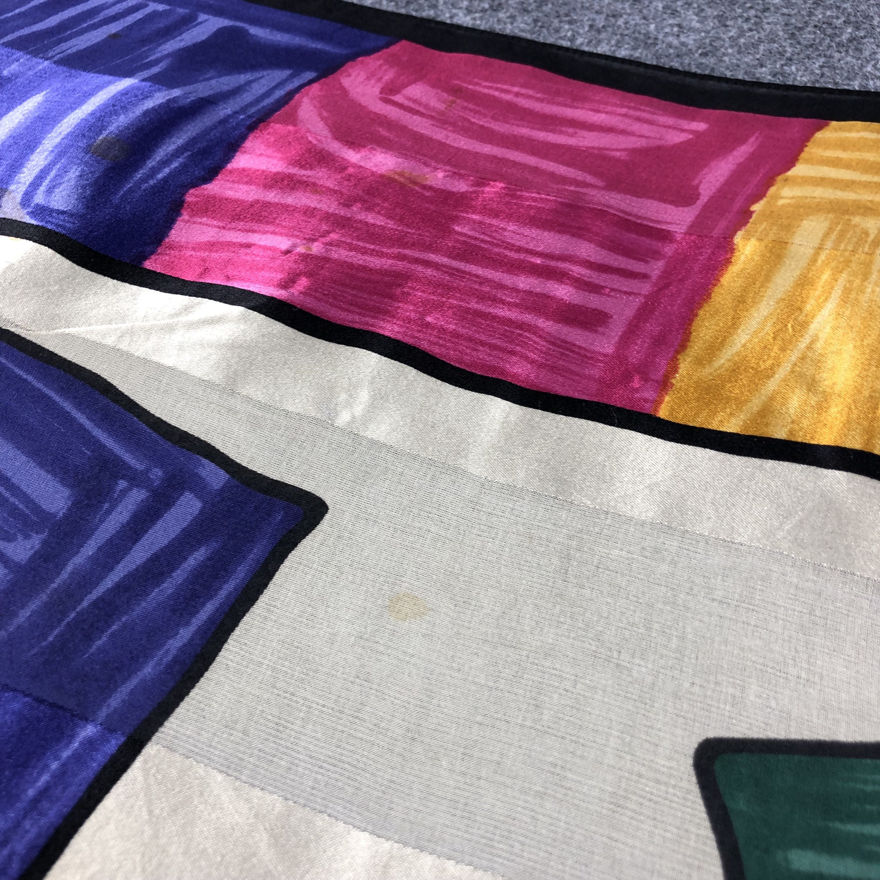 Charles Jourdan Charles Jourdan Colorful Slit Thread Silk Scarf M682 Size ONE SIZE - 4 Thumbnail