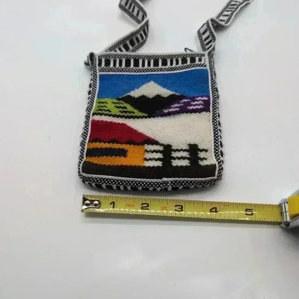 Vintage Ecuador Souvenir Purse woven mountain scene Size ONE SIZE - 6 Thumbnail