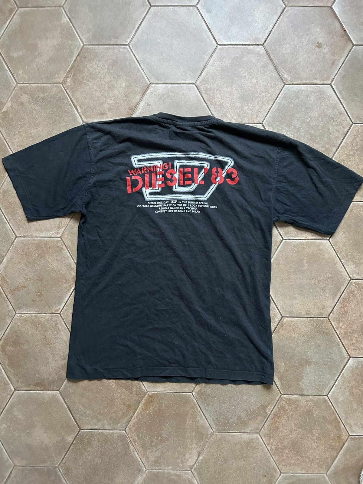 Diesel Vintage Diesel Black Graphic Print T-Shirt rare Size US M / EU 48-50 / 2 - 2 Thumbnail