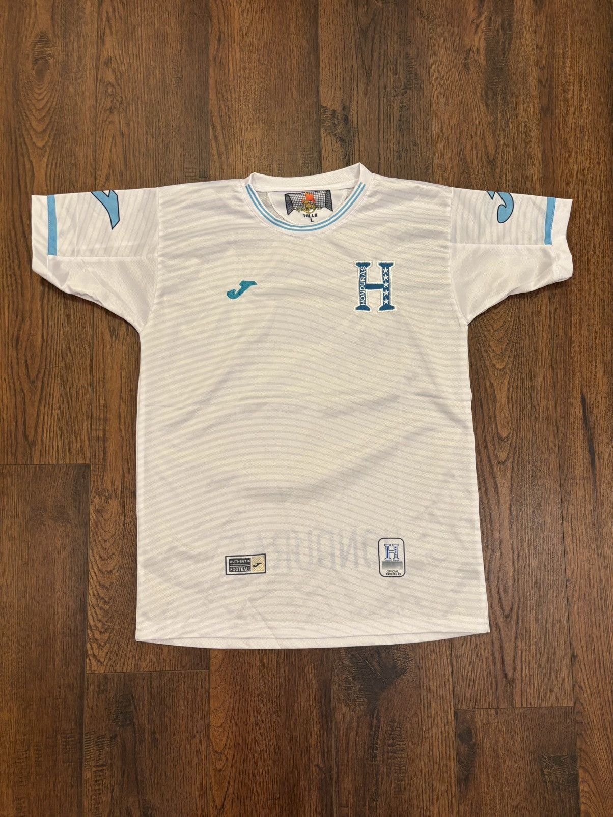 Other Honduras Soccer Jersey Size US M / EU 48-50 / 2 - 1 Thumbnail