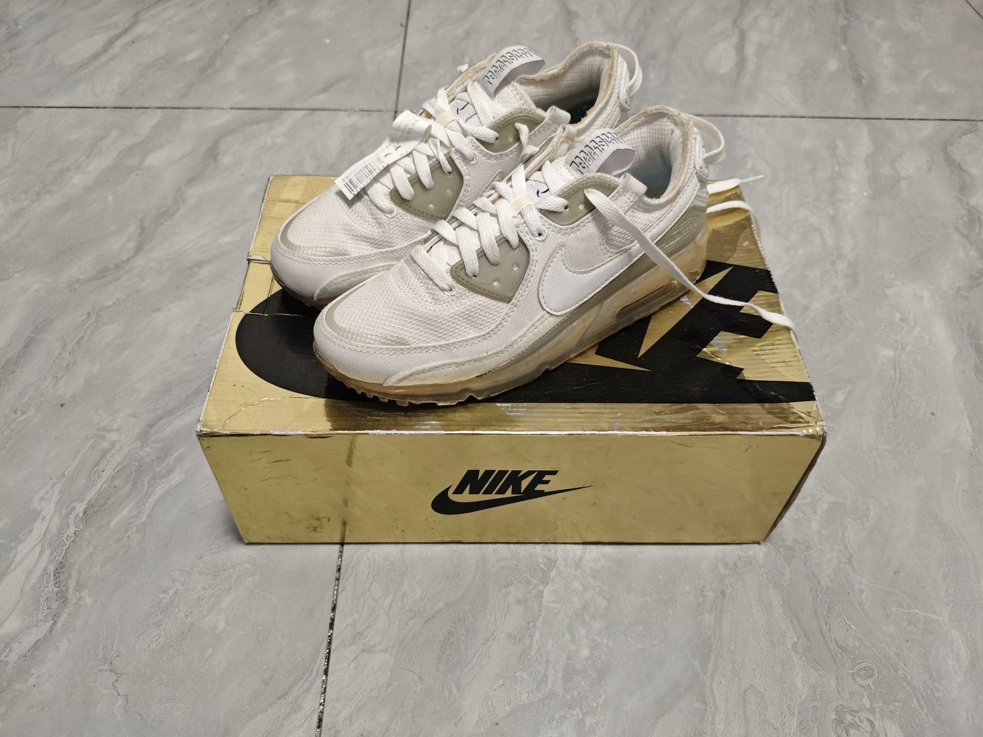 Nike Nike AIR MAX Gray Lowtop Sneakers 7 Men Size US 7 / EU 40 - 1 Thumbnail