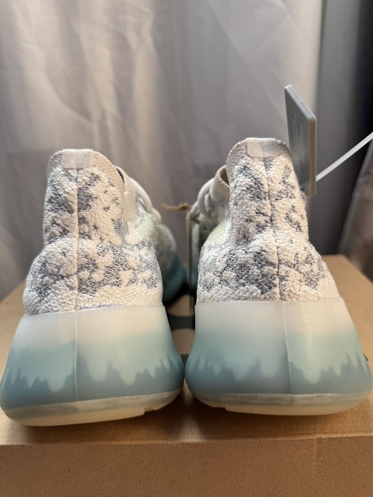 Yeezy Yeezy Boost 380 ‘Alien Blue Size US 7.5 / EU 40-41 - 2 Thumbnail