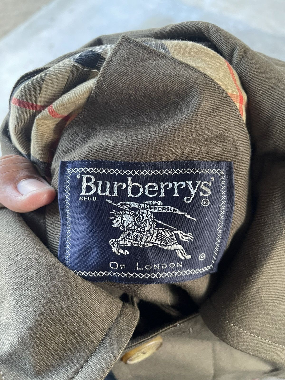 Burberry Vintage 90s Burberry long Jacket Made In Usa Size US M / EU 48-50 / 2 - 15 Thumbnail