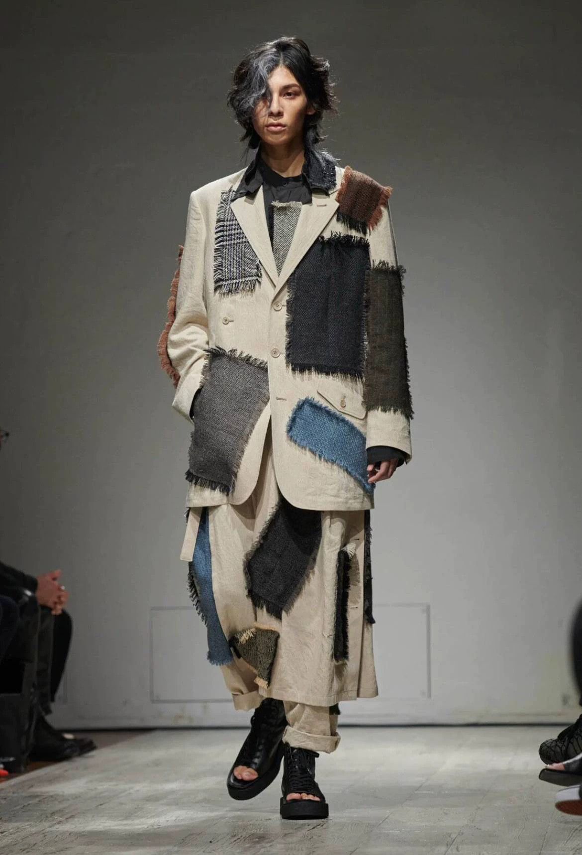 Yohji Yamamoto Yohji Yamamoto SS23 Appliqué Linen Blazer NWT Size US L / EU 52-54 / 3 - 7 Thumbnail