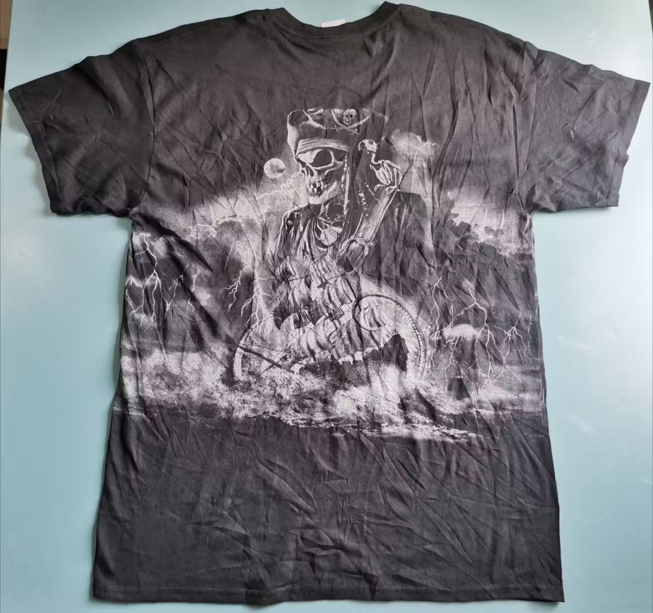 Vintage Vintage Skulls Pirates Rare Design Full Print Size US L / EU 52-54 / 3 - 4 Thumbnail