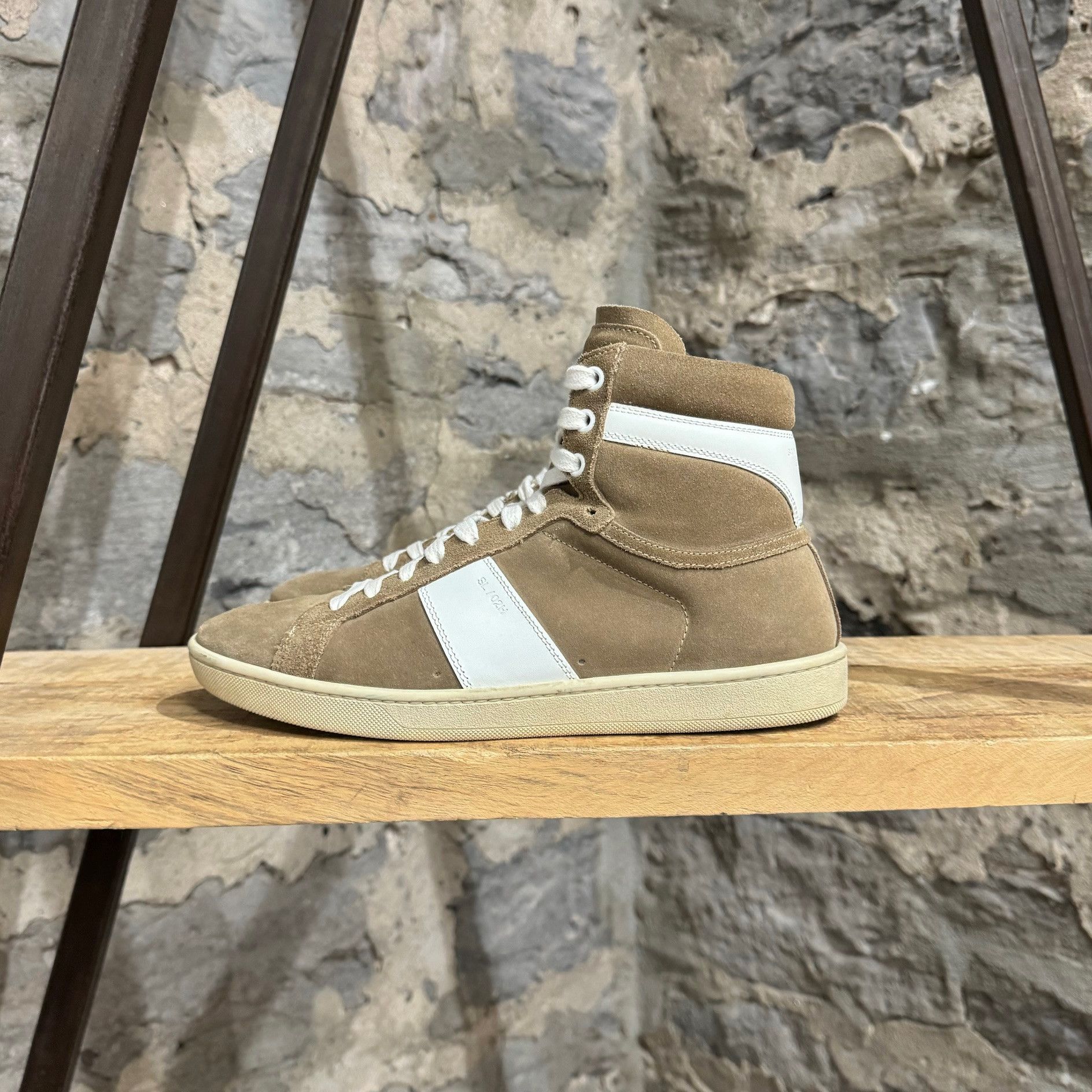 Saint Laurent Paris Saint Laurent Paris Tan Suede High-Top Sneakers Size US 7 / EU 40 - 8 Thumbnail