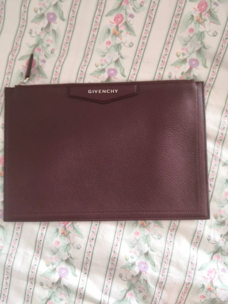 Givenchy Givenchy Handbag Size ONE SIZE - 1 Thumbnail
