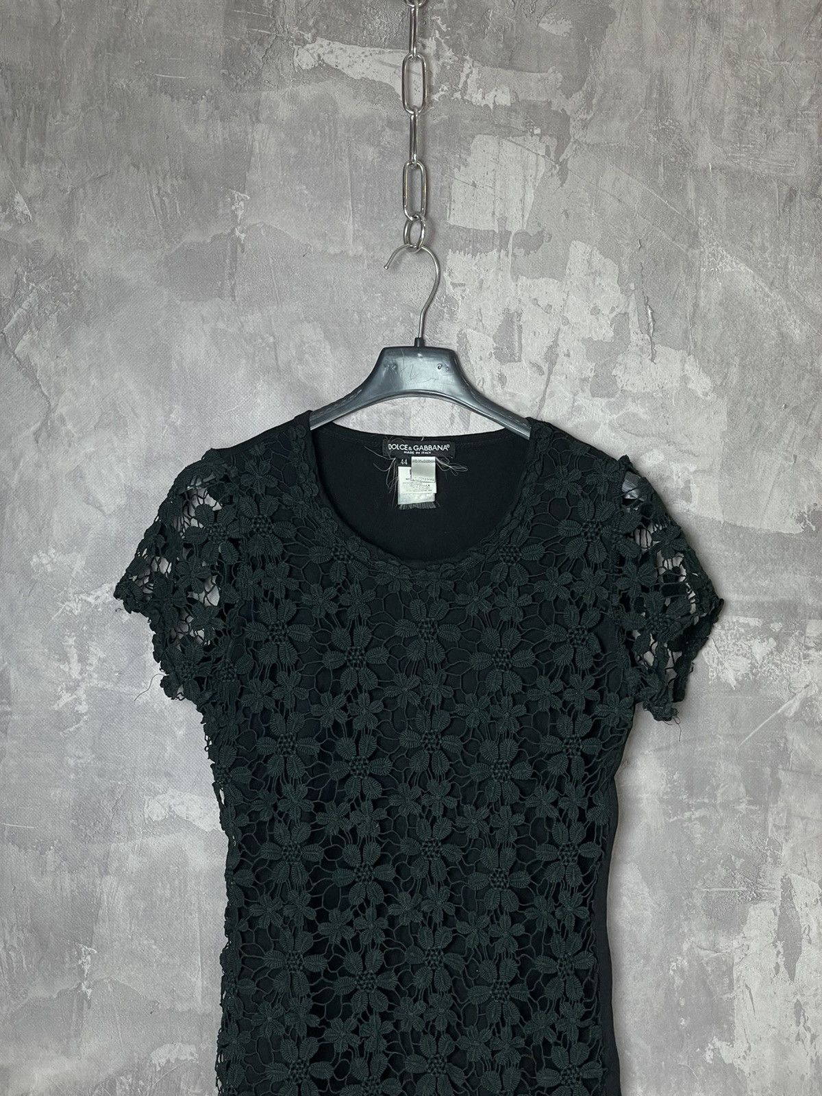 Dolce & Gabbana × Vintage VINTAGE DOLCE AND GABBANA FLOWERS Y2K BLACK T SHIRT Size M / US 6-8 / IT 42-44 - 2 Thumbnail