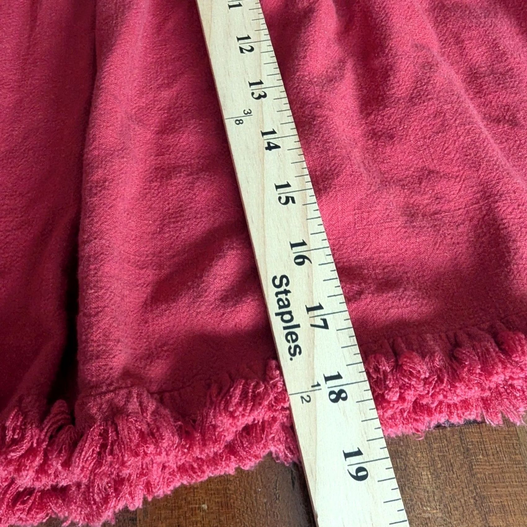 Vintage Umgee Red Linen Blend Tiered Skirt Frayed Hem XL Boho Festival Beach Casual Skirt Womens Linen Blend Mini Frayed Fringe Elastic Waist Summer Spring Size 40" / US 18 - 8 Thumbnail