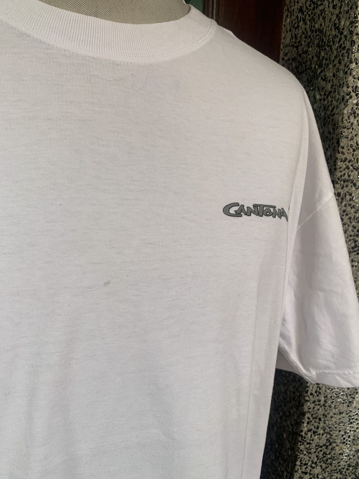 Vintage Vintage 90s Cantona 7 Football Player T shirt Size US XL / EU 56 / 4 - 7 Thumbnail