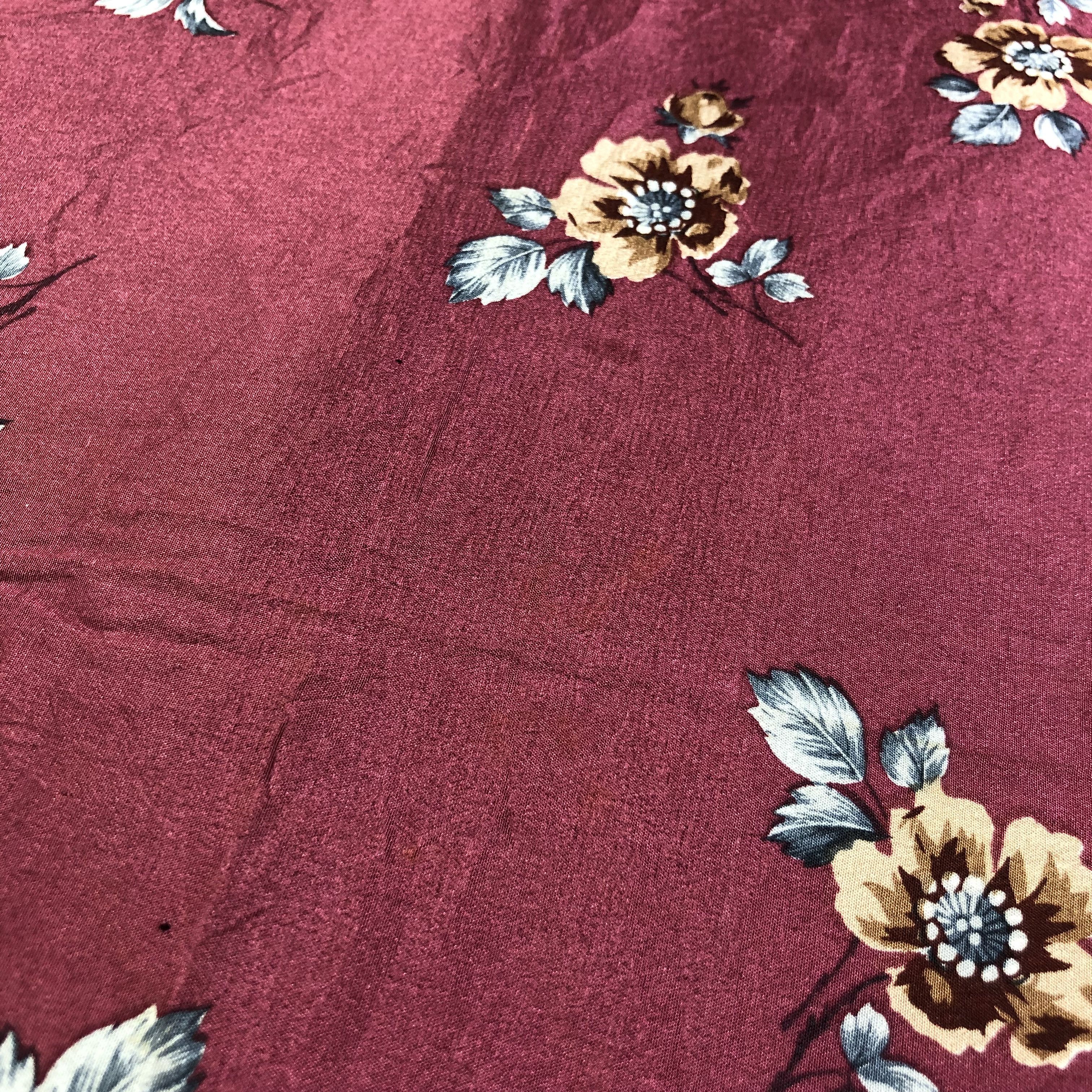 Japanese Brand Vintage Hand Rolled Floral Silk Scarf M424 Size ONE SIZE - 6 Thumbnail