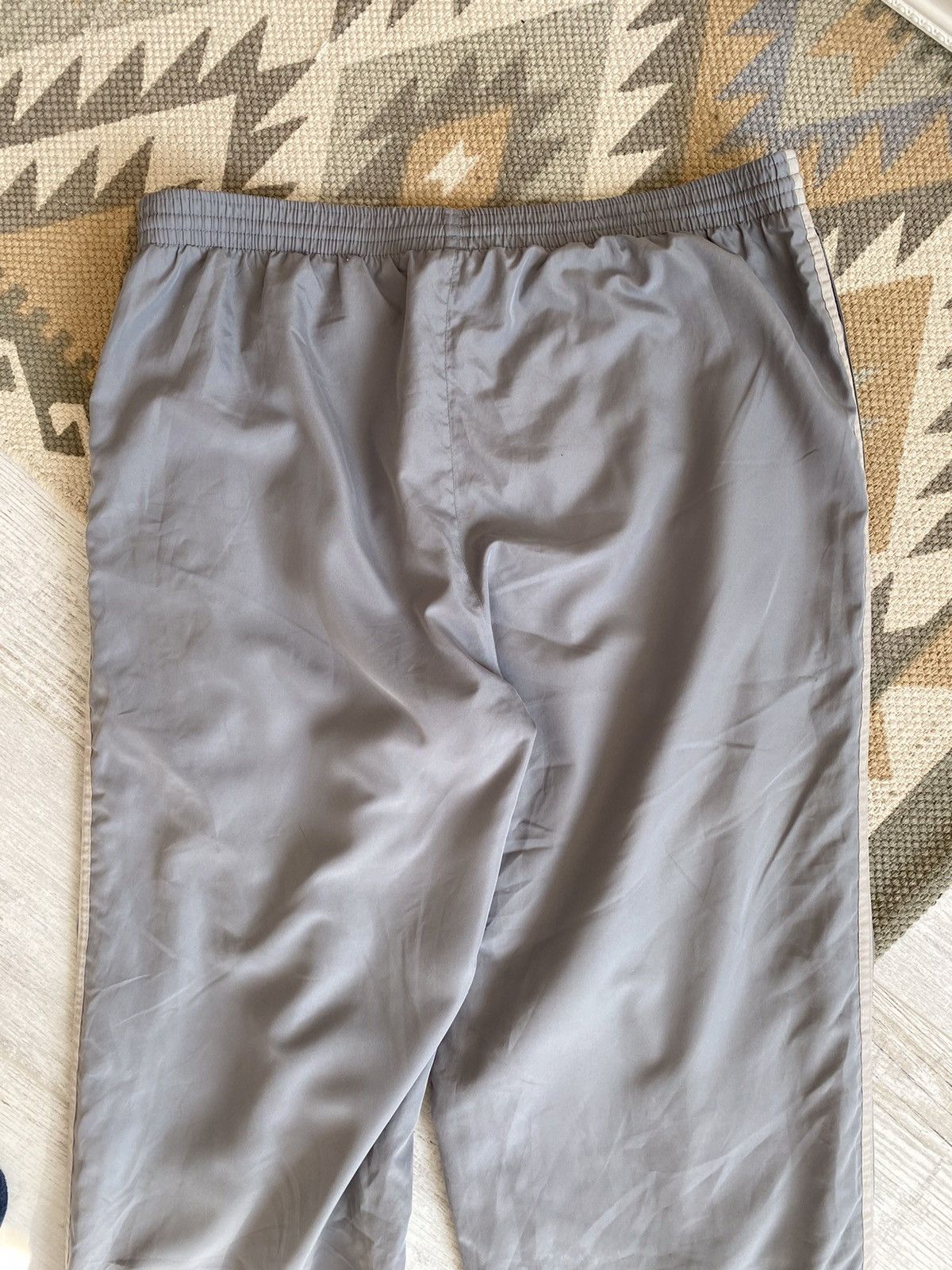 Lacoste Vtg Lacoste Live Wide Y2k Joggers Sweatpants Size US 34 / EU 50 - 11 Thumbnail