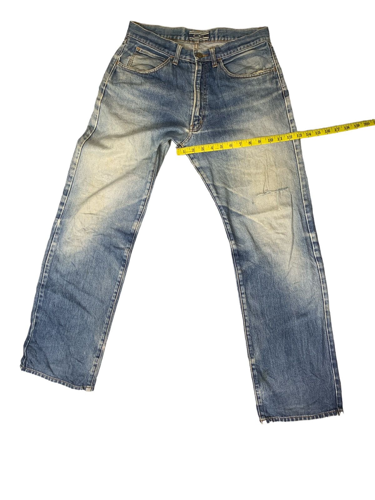 Ocean Pacific Rare Design Ocean Pacific Destressed Denim Size US 31 - 13 Thumbnail