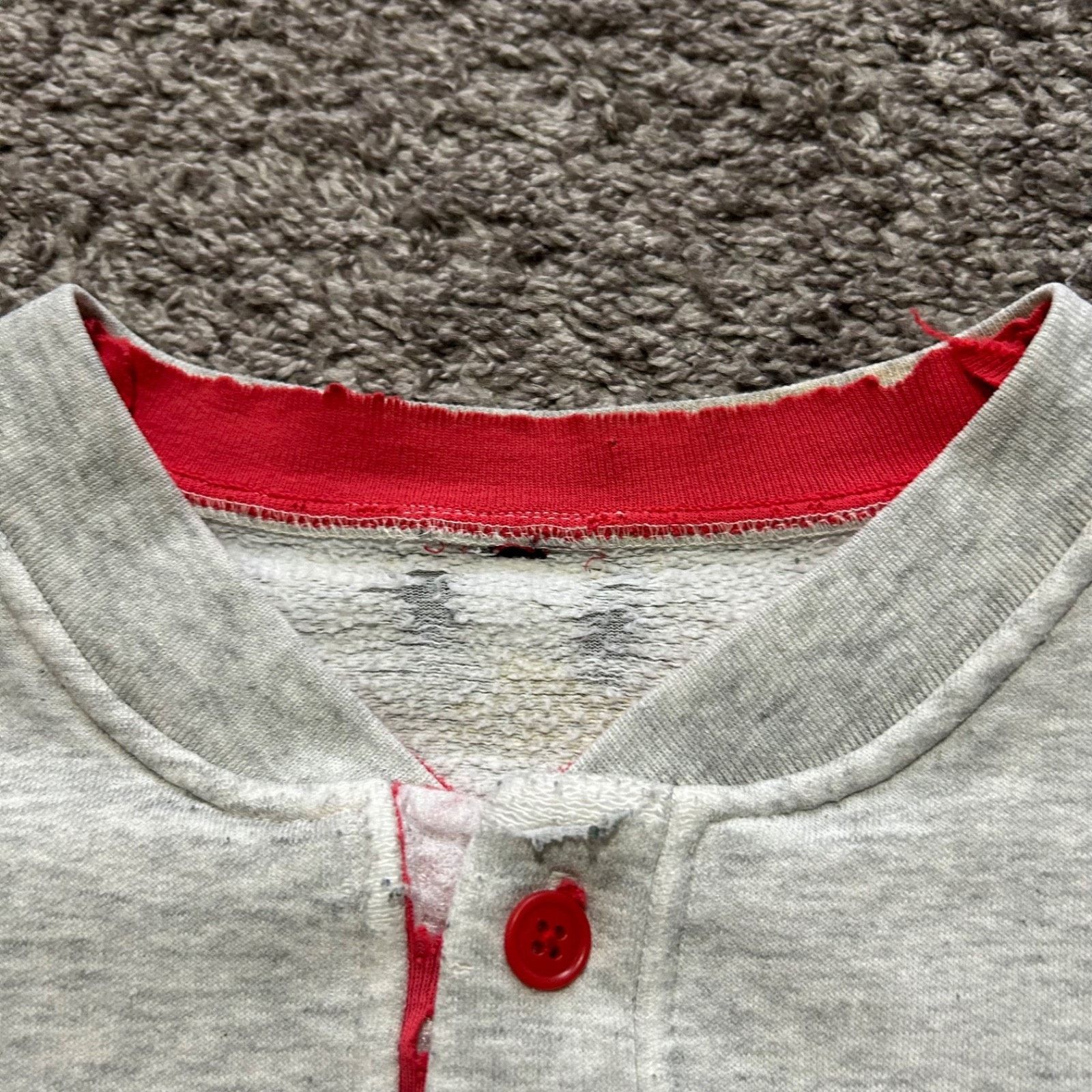 Vintage Vintage Thrashed Sweatshirt Henley Pullover Crewneck 80s 90s Size ONE SIZE - 3 Thumbnail