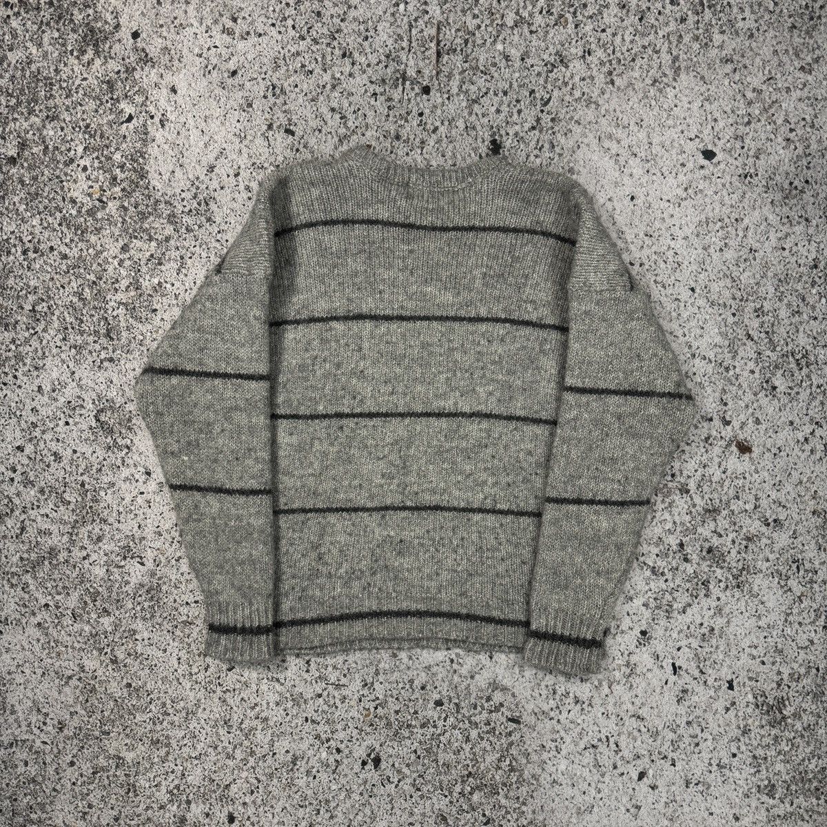 Vintage VINTAGE 1980s LIGHT GREY WOOL KNIT SWEATER Size US L / EU 52-54 / 3 - 2 Thumbnail