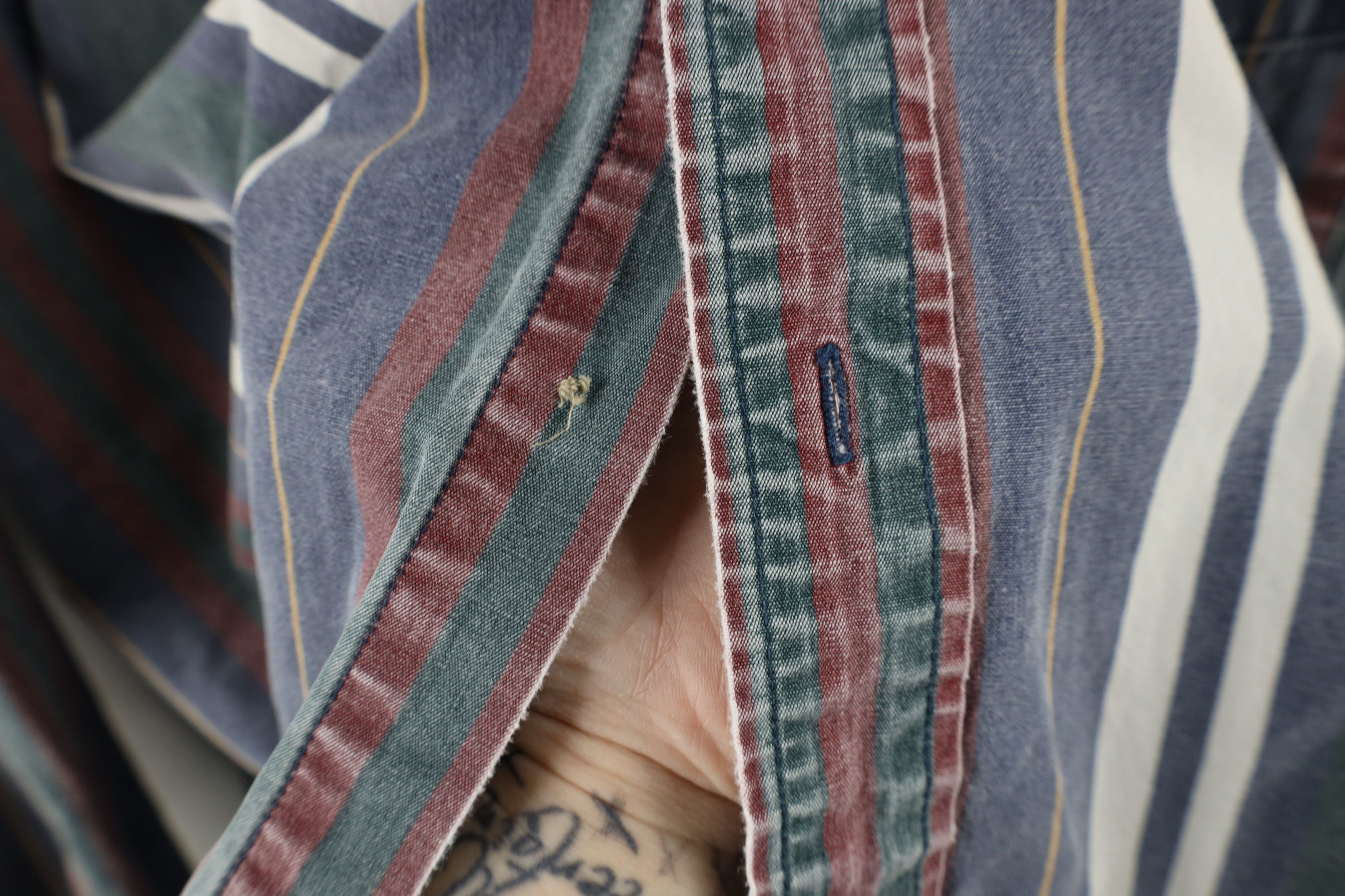 Vintage Vintage 90s Streetwear Striped Collared Button Down Shirt Size US XL / EU 56 / 4 - 5 Thumbnail