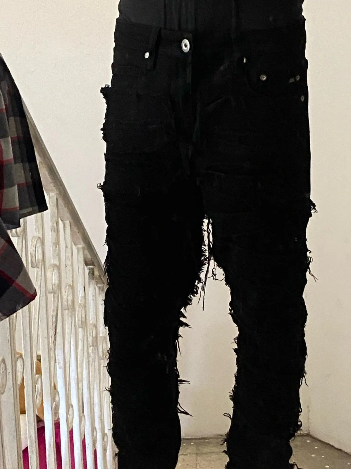 image of Distressed Denim Black Color Hip Hop Loose Denim Trousers Vibe Style, Men's (Size 34)