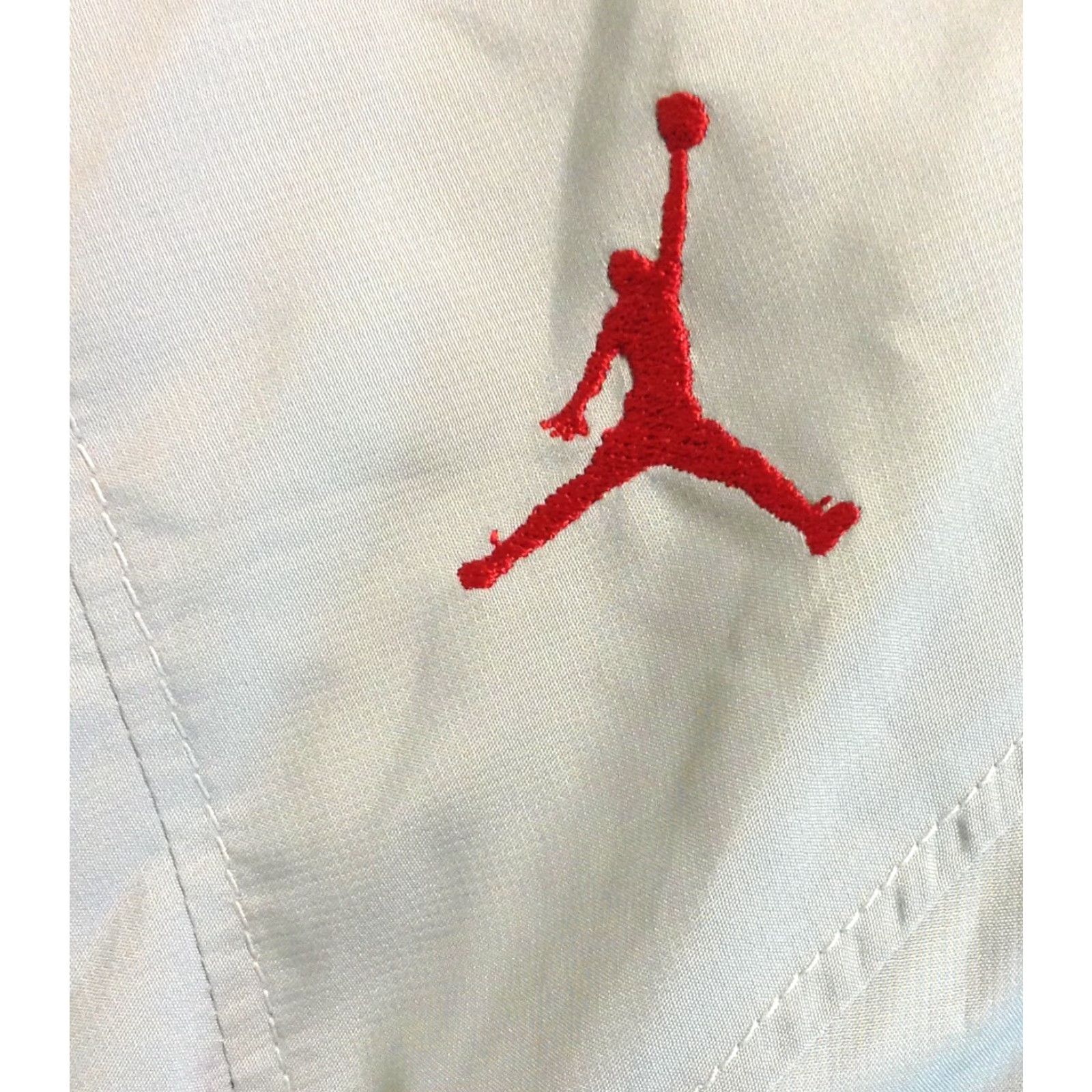 Jordan Brand VINTAGE Mens Nike Jordan 20th Anniversary 2005 Zip Up Jacket Silver Size US XL / EU 56 / 4 - 2 Thumbnail