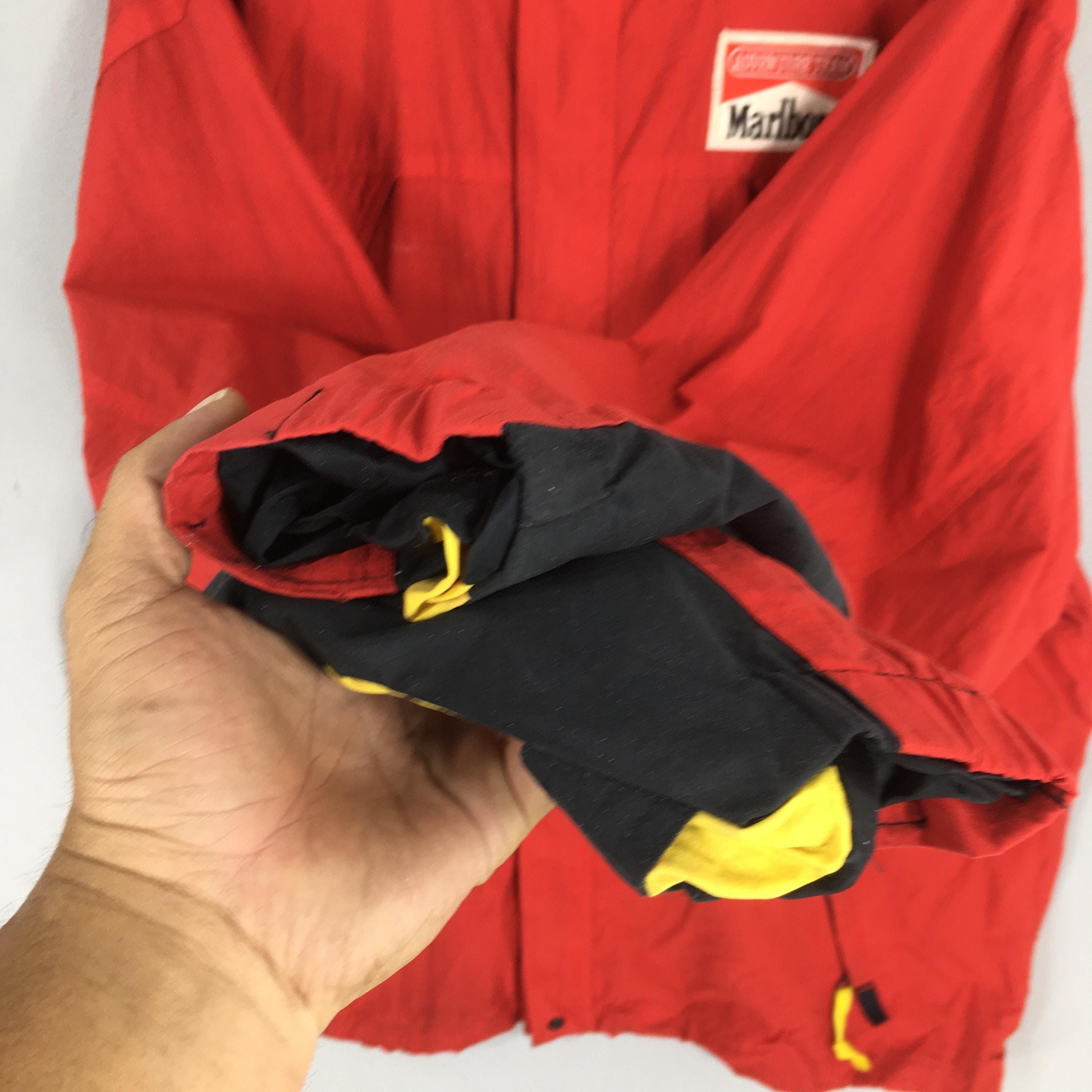 Marlboro Vintage 90s Marlboro Adventure Team F1 Jacket XLarge Size US XL / EU 56 / 4 - 4 Thumbnail