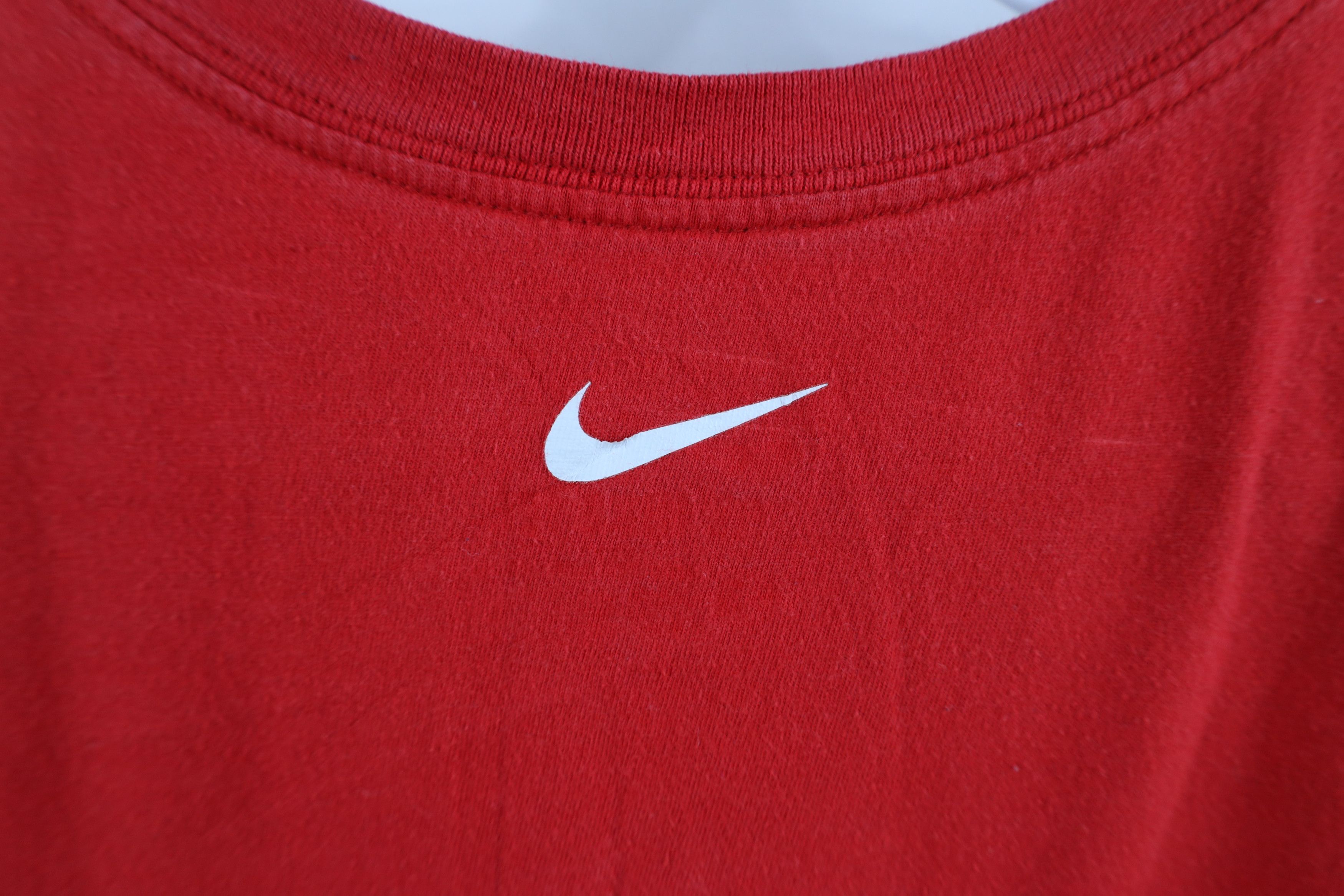 Nike × Vintage Vintage Y2K Nike Center Swoosh Duquesne University T-Shirt Size US L / EU 52-54 / 3 - 10 Thumbnail
