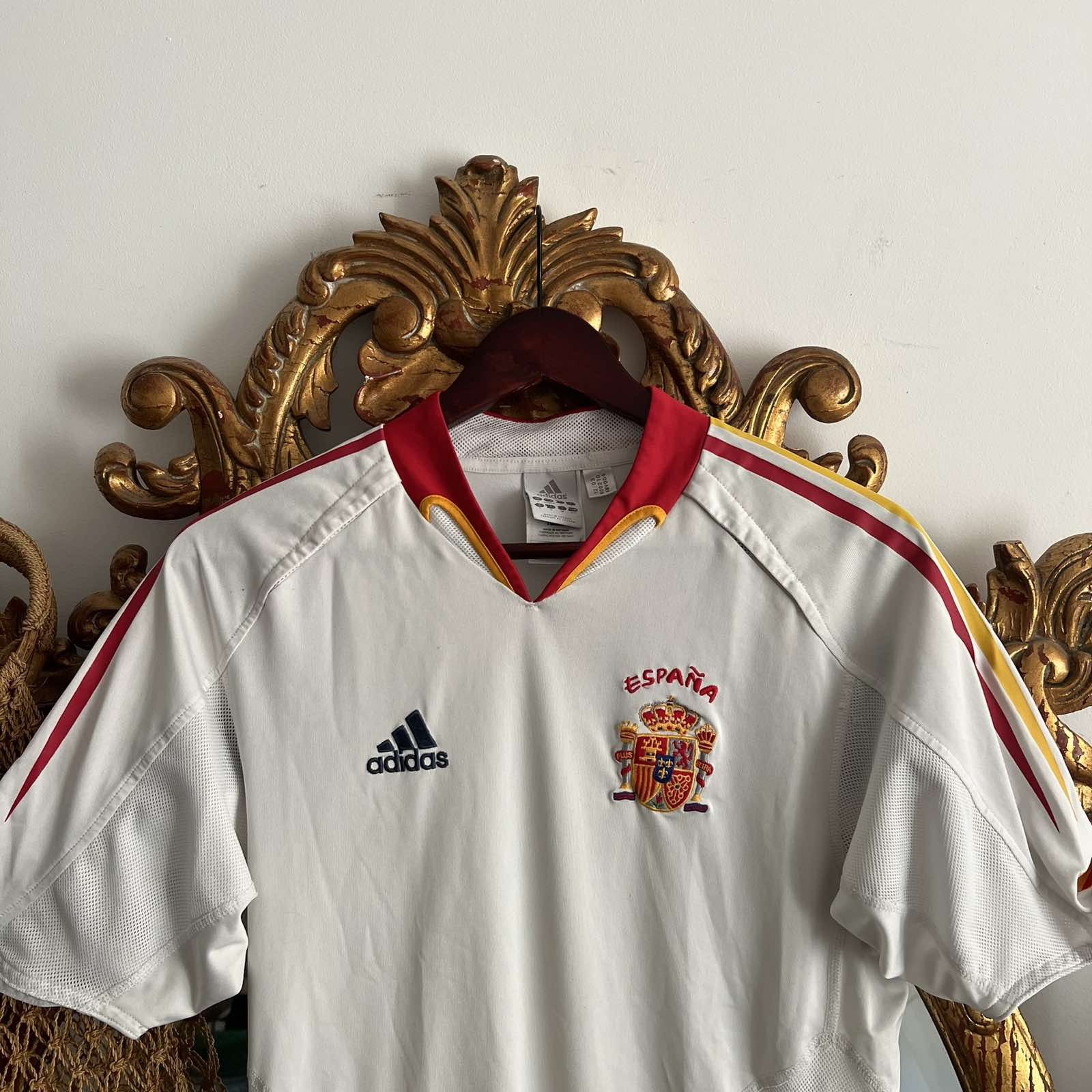 Adidas × Vintage Adidas Spain football shirt 2003 Soccer Jersey National Sz S Size US S / EU 44-46 / 1 - 3 Thumbnail