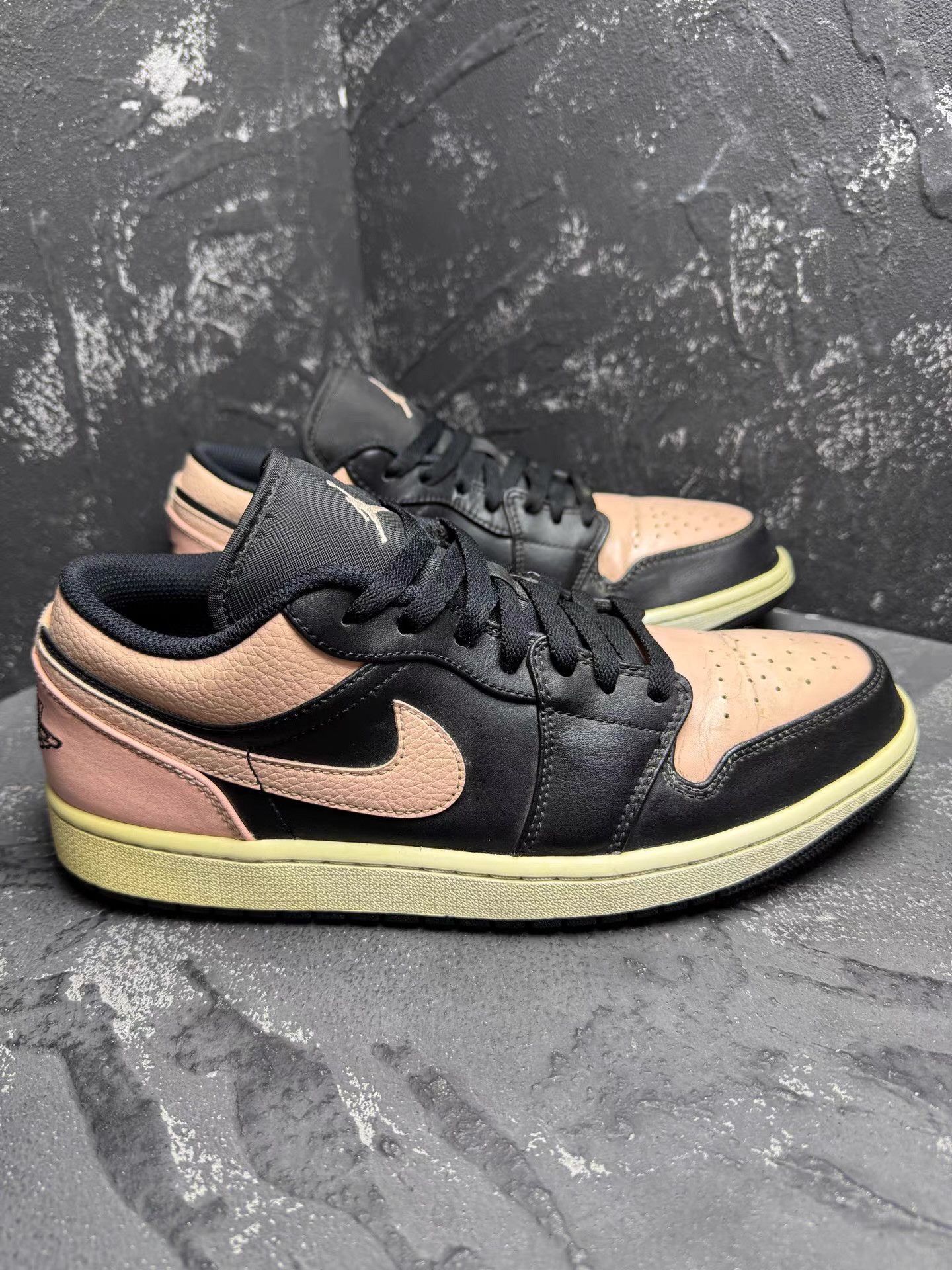 Nike Air Jordan 1 Low Black Pink Toe Q10 Size US 10 / EU 43 - 5 Thumbnail