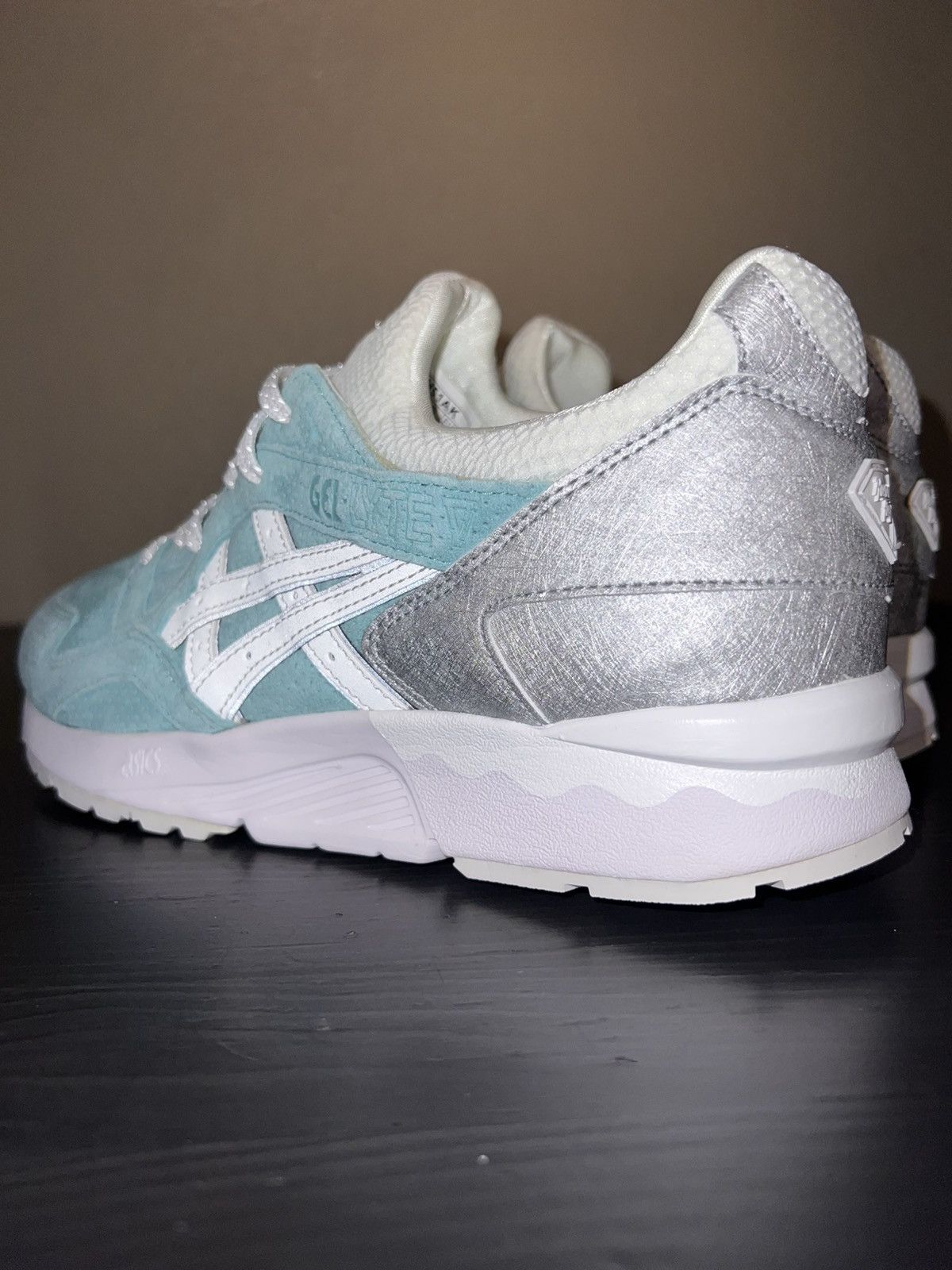 Asics × Diamond Supply Co. × Ronnie Fieg Asics Gel-Lyte V x Diamond Supply x Kith x Ronnie Fieg 9.5 Size US 9.5 / EU 42-43 - 16 Thumbnail