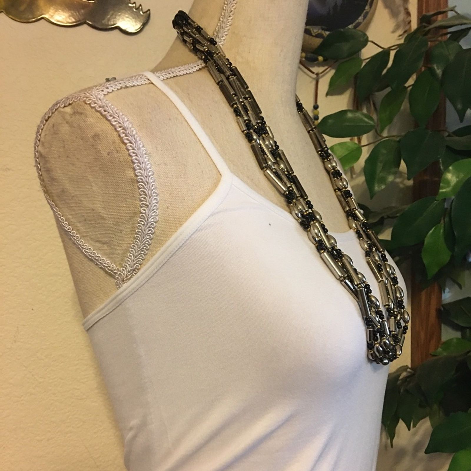 Vintage Vintage 70s multi strand gold/black bead necklace Size ONE SIZE - 2 Thumbnail