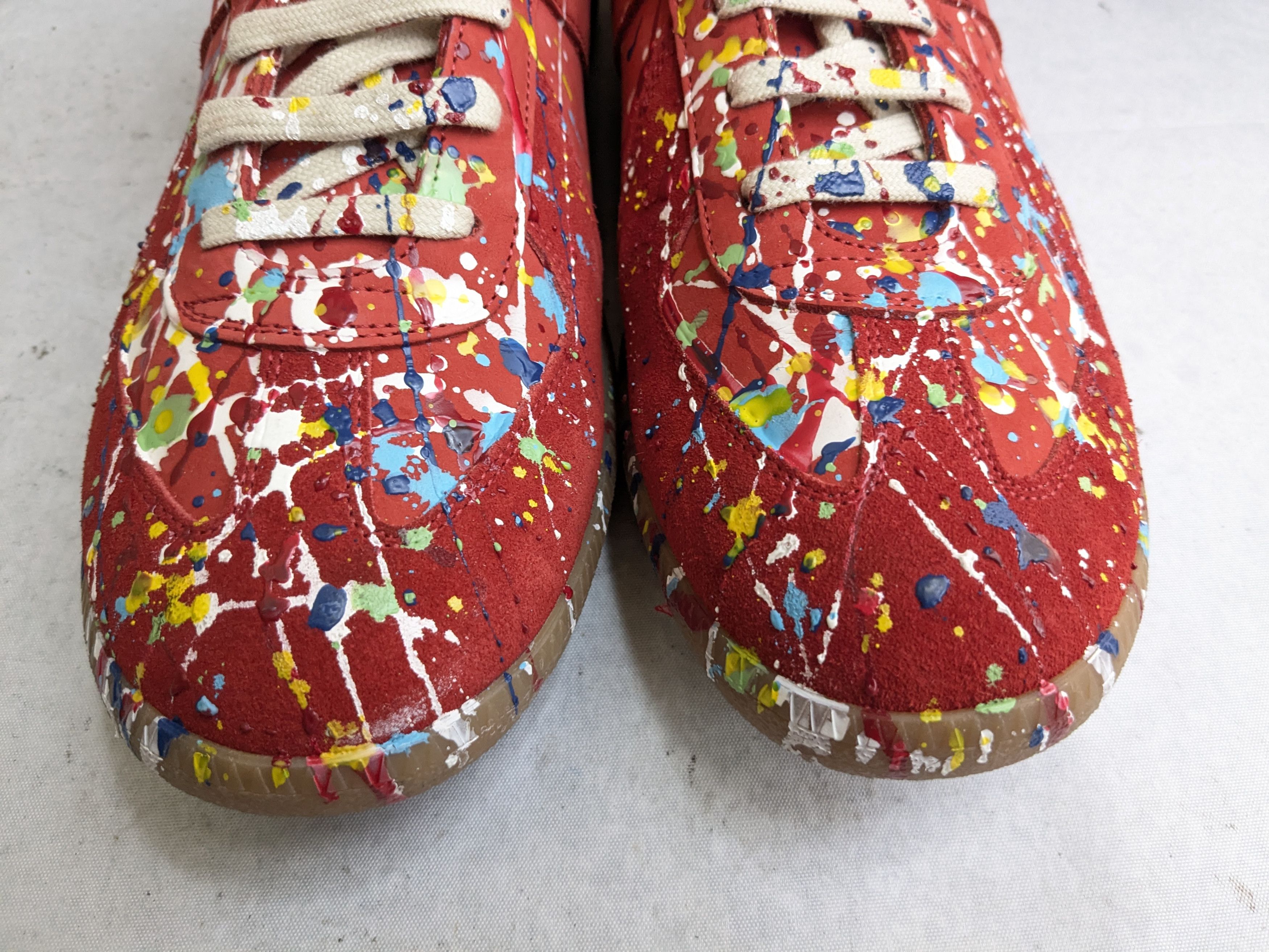 Maison Margiela Maison Margiela GAT Replica Red Paint Splatter 13 46 Low Top Size US 13 / EU 46 - 3 Thumbnail