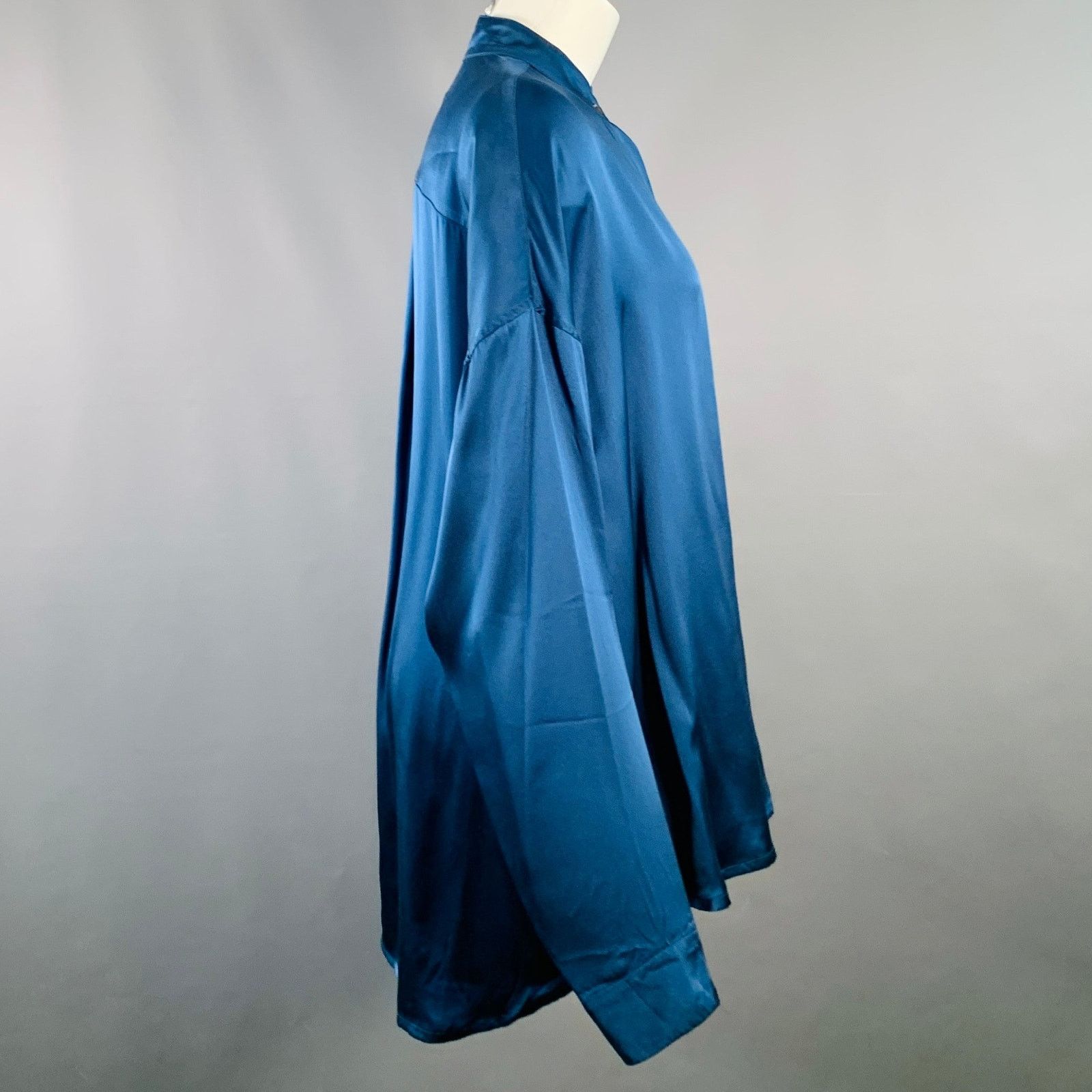 Haider Ackermann HAIDER ACKERMANN Size S Nehru Collar Hidden Buttons Shirt Size XS / US 0-2 / IT 36-38 - 2 Thumbnail