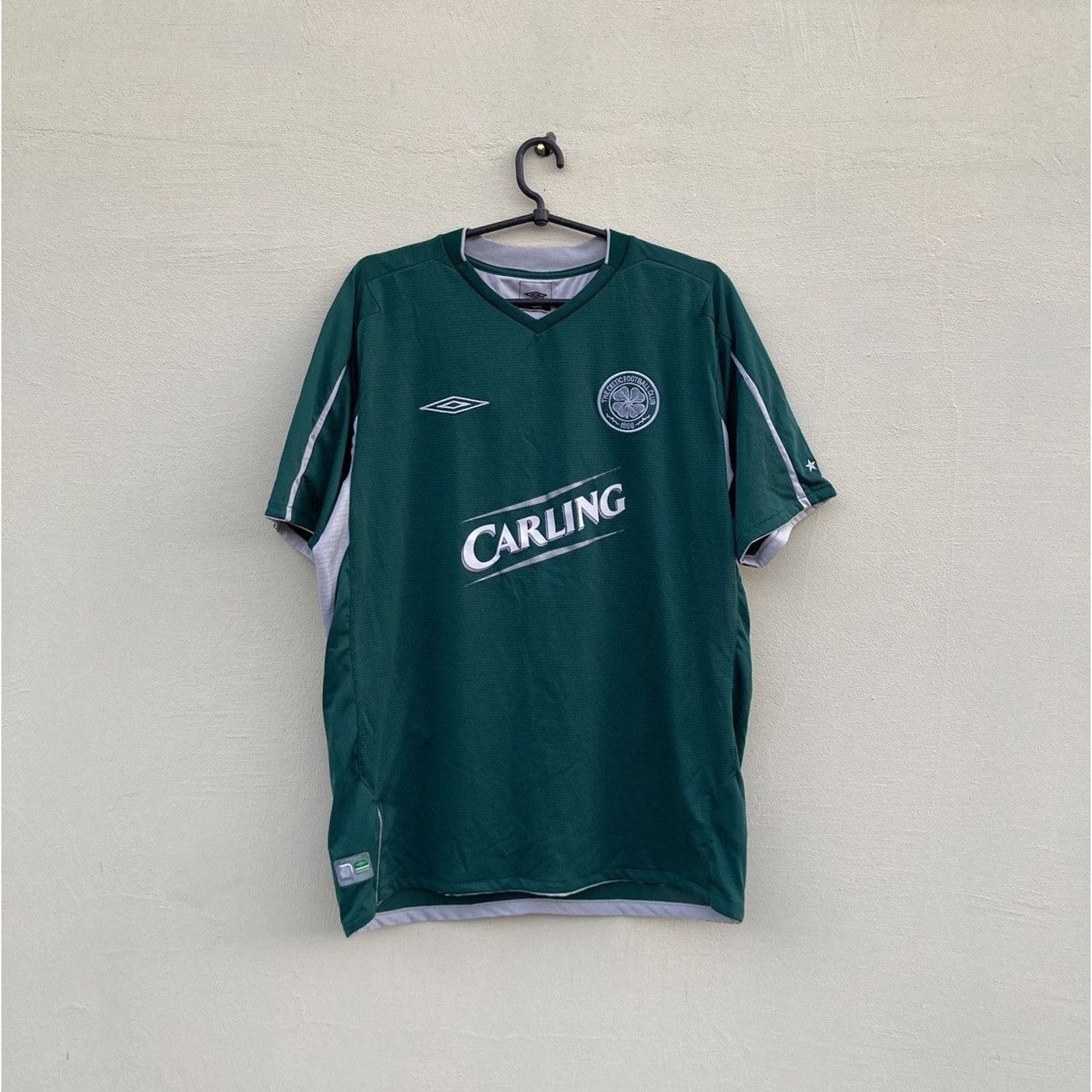 Vintage Vintage Celtic 2004/2005 home y2k jersey football t shirt Size US L / EU 52-54 / 3 - 1 Thumbnail