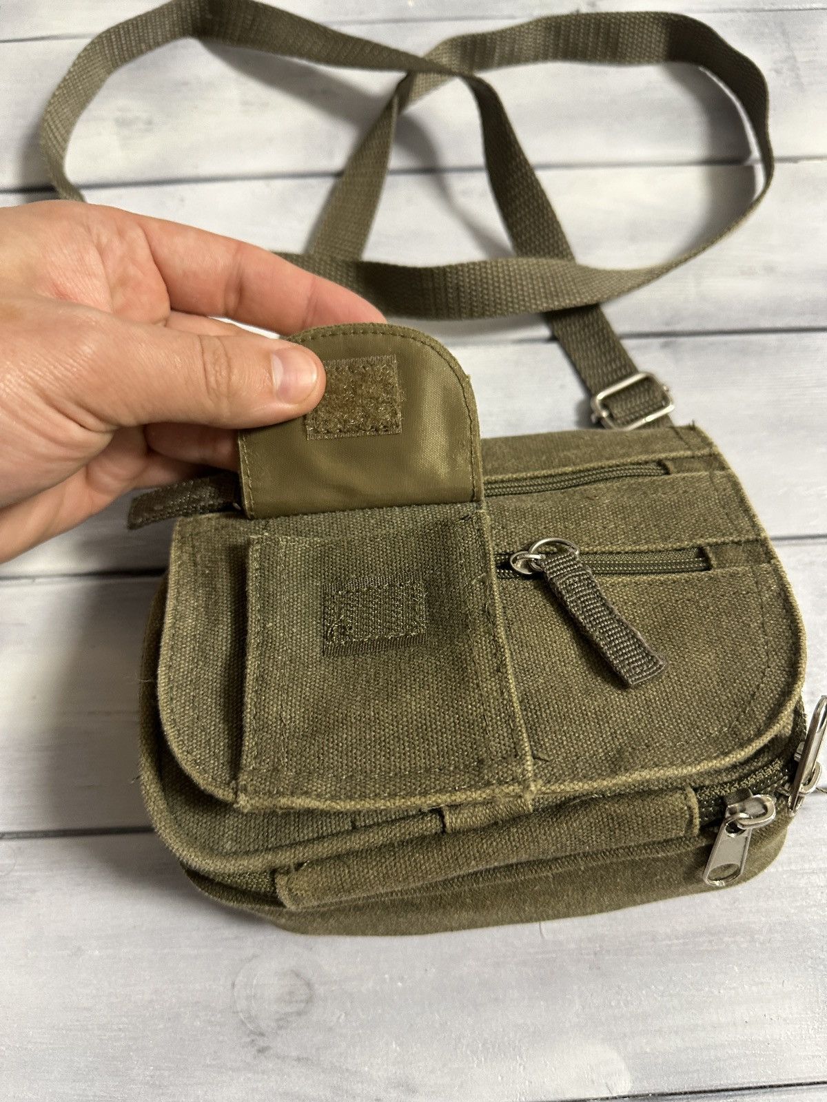 Japanese Brand Rare Vintage Military Shoulder Crossbody Mini Bag Size ONE SIZE - 3 Thumbnail