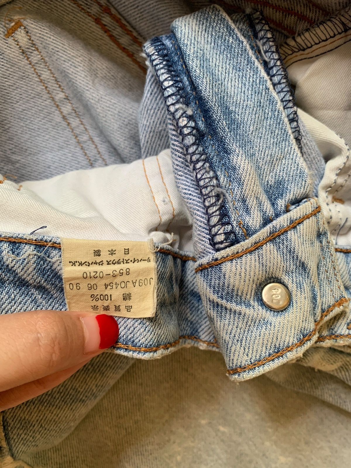 Levi's × Levi's Vintage Clothing Vintage 90s Levis Big E Painted Blue Wash Distressed Jeans Size US 28 / EU 44 - 11 Thumbnail