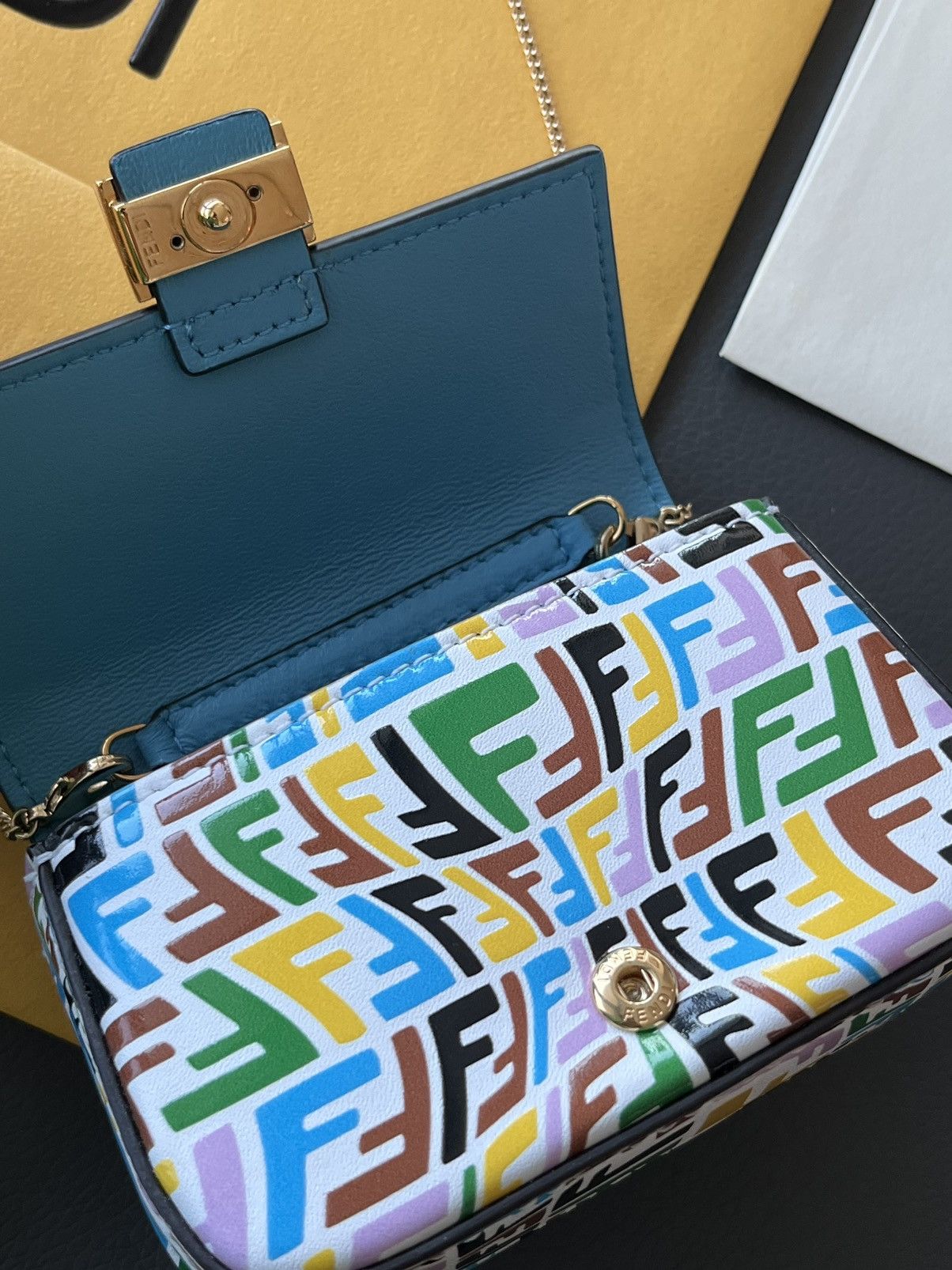 Fendi Fendi Super Runway Mini Bouquet Charm Bag Brand New Size ONE SIZE - 20 Thumbnail