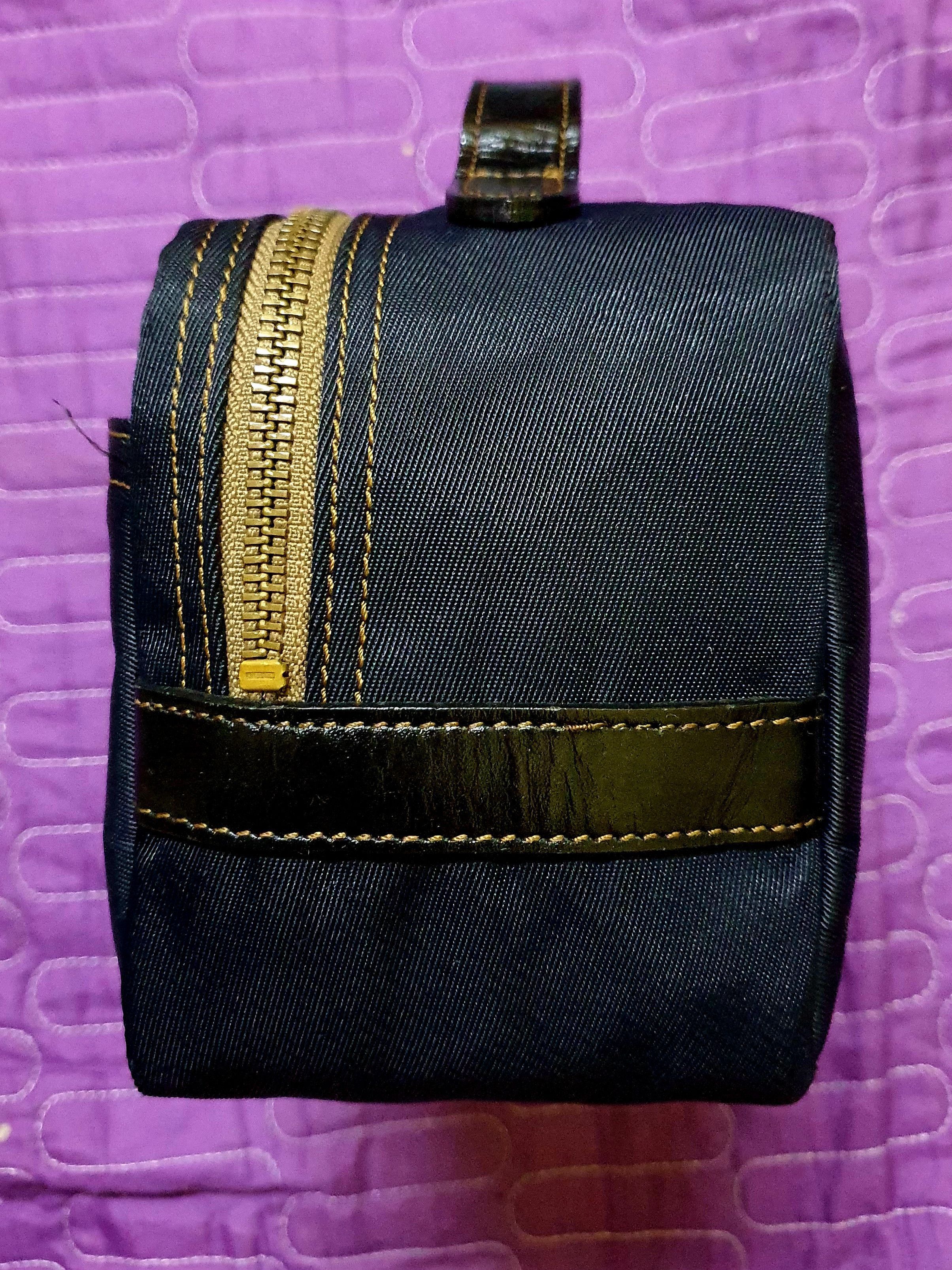 Junko Shimada Junko Shimada Part2 Pouch Vanity Handbag Genuine Leather Size ONE SIZE - 3 Thumbnail