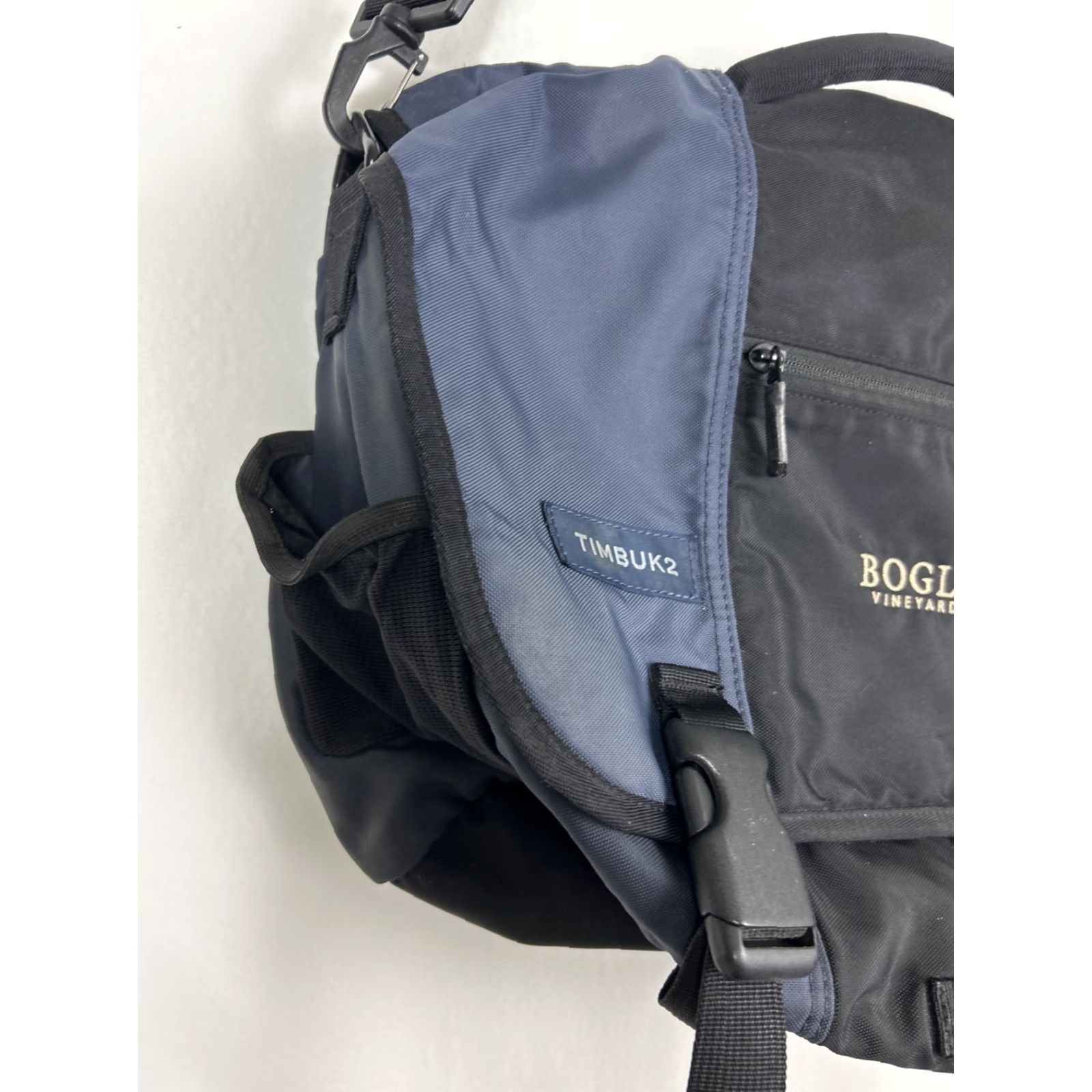 Vintage Timbuk2 Messenger Bag Black Gray Embroidered Top Handle 18x12x7 Large Men Buckle Size US L / EU 52-54 / 3 - 2 Thumbnail