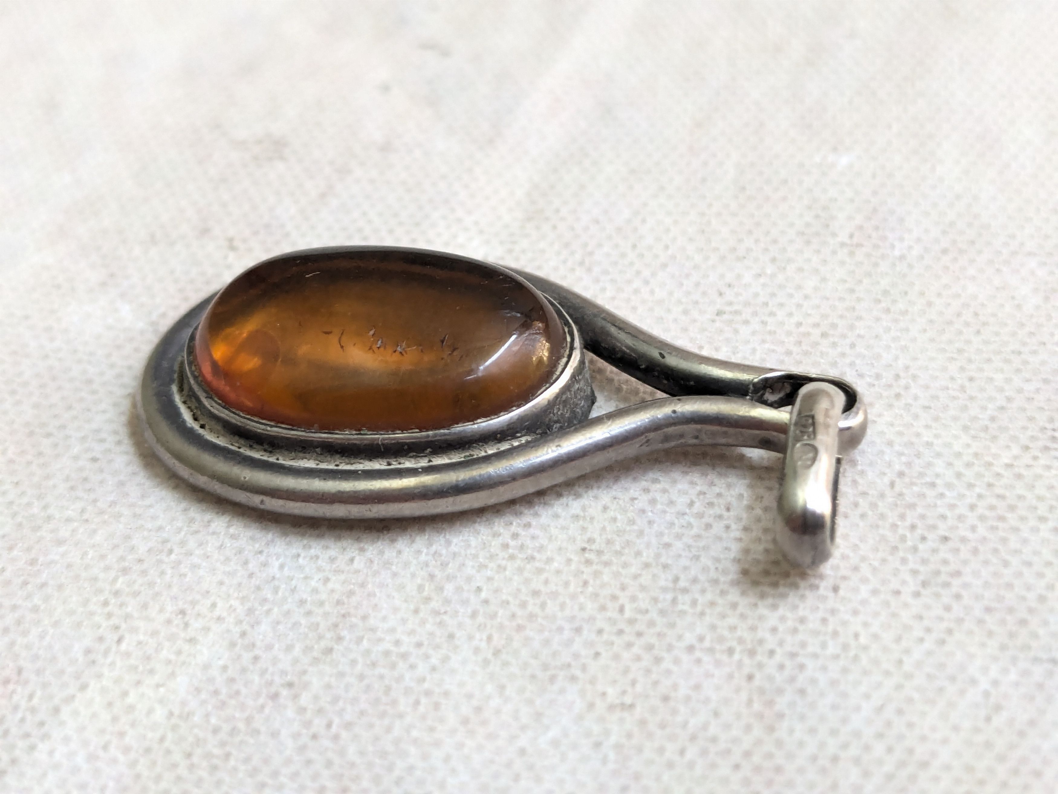 Jewelry × Vintage Vintage Sterling Silver Pendant Orange Amber Size ONE SIZE - 9 Thumbnail