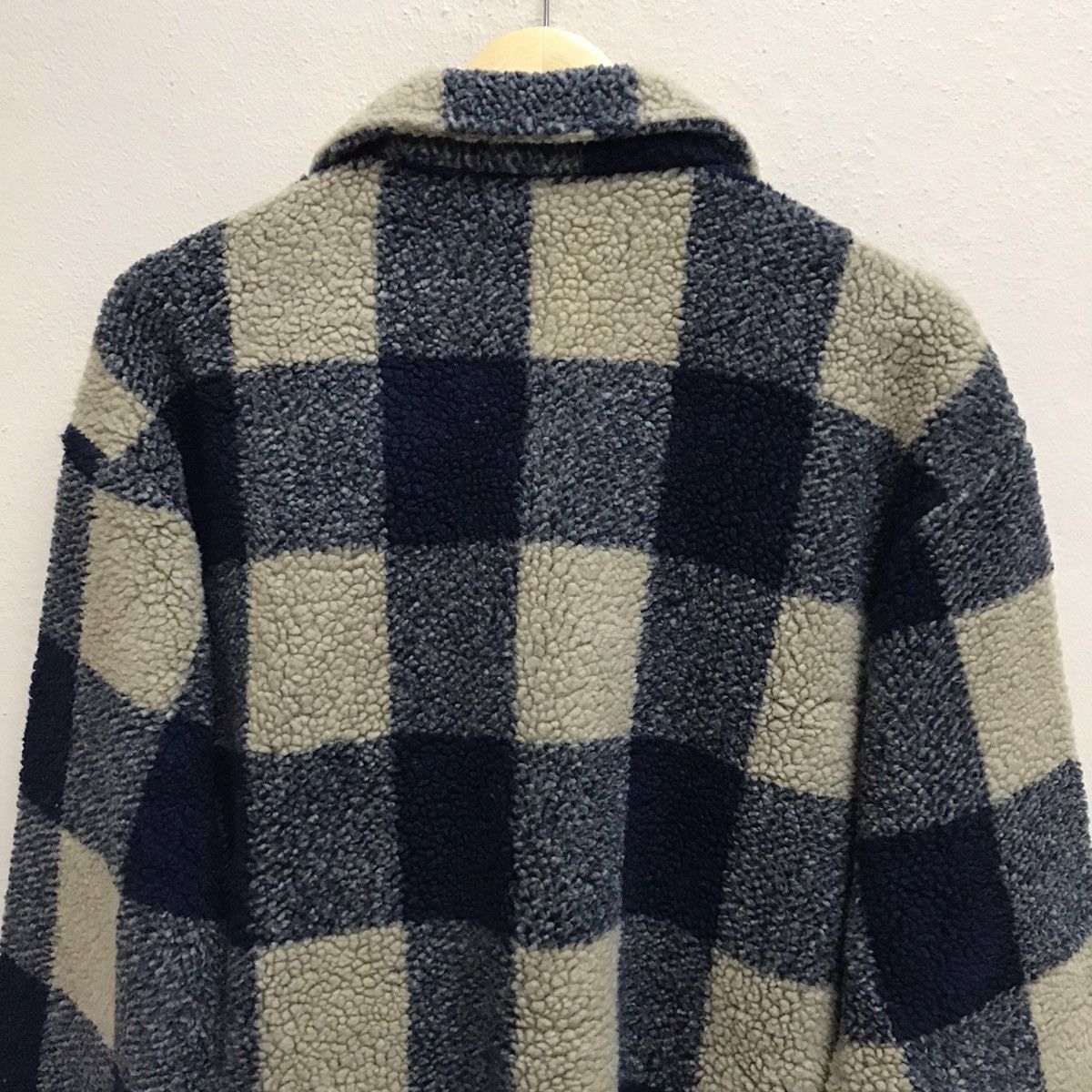 Chaps Ralph Lauren Chaps Ralph Lauren Wooden Button Plaid Checked Fleece Jacket Size US L / EU 52-54 / 3 - 17 Thumbnail