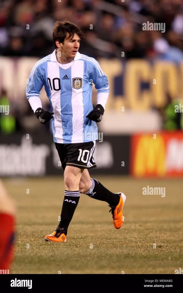 Adidas × Vintage ARGENTINA 2011 2013 HOME FOOTBALL SHIRT SOCCER JERSEY Size US L / EU 52-54 / 3 - 11 Thumbnail