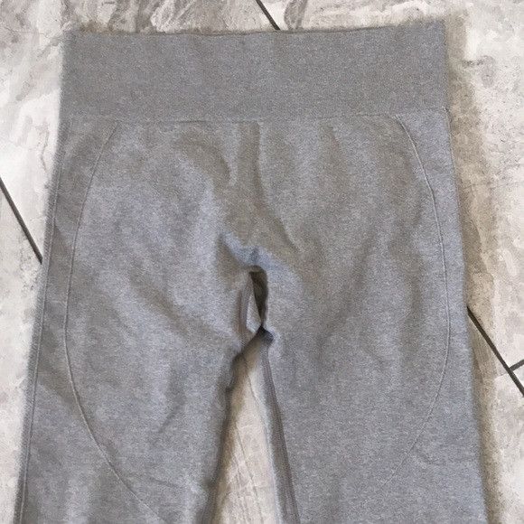 Lululemon WOMEN Grey Seamless Float Yoga Fitness Pants | L Size 38" / US 16 / IT 52 - 2 Thumbnail