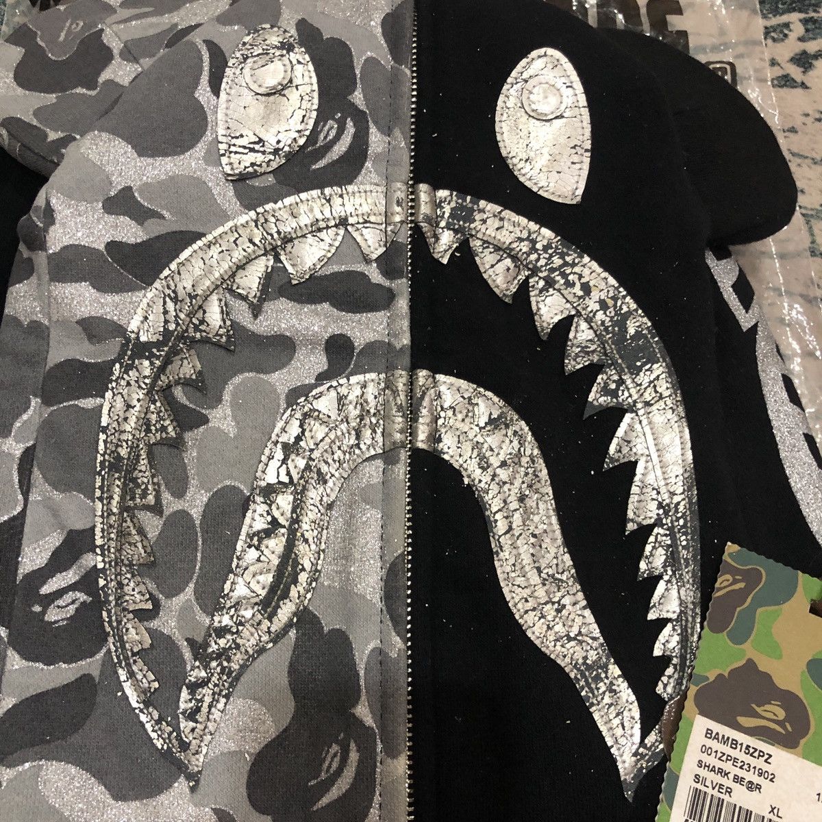 Bape Bape Shark Bear Full Zip Hoodie Bearbrick Medicom Toy Size US XL / EU 56 / 4 - 2 Thumbnail