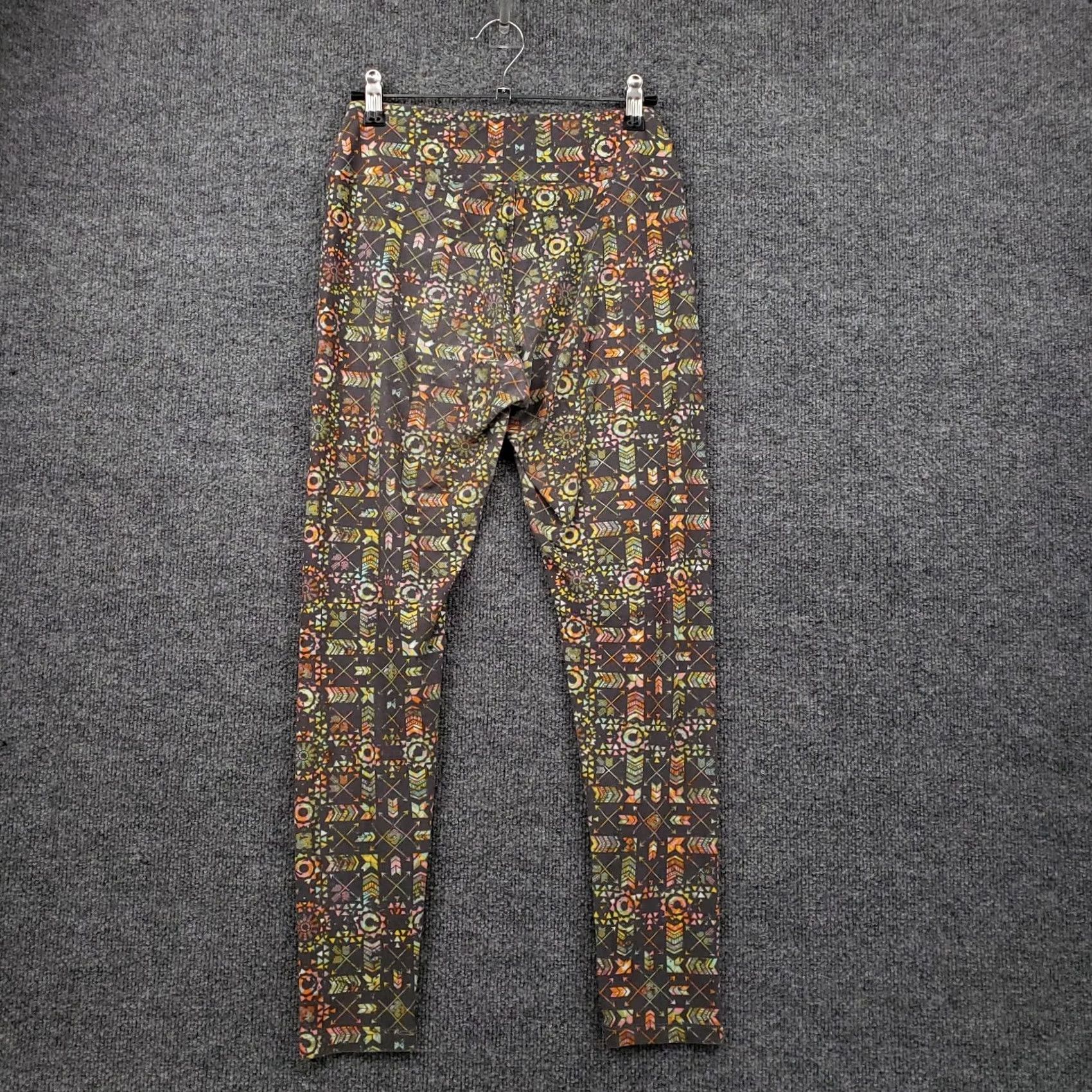 Vintage LuLaRoe Leggings Womens One Size Gray Crop Mid-Rise Geometric Pull-On Casual Geometric Print Adult Womens Size 42" / US 20 - 2 Thumbnail