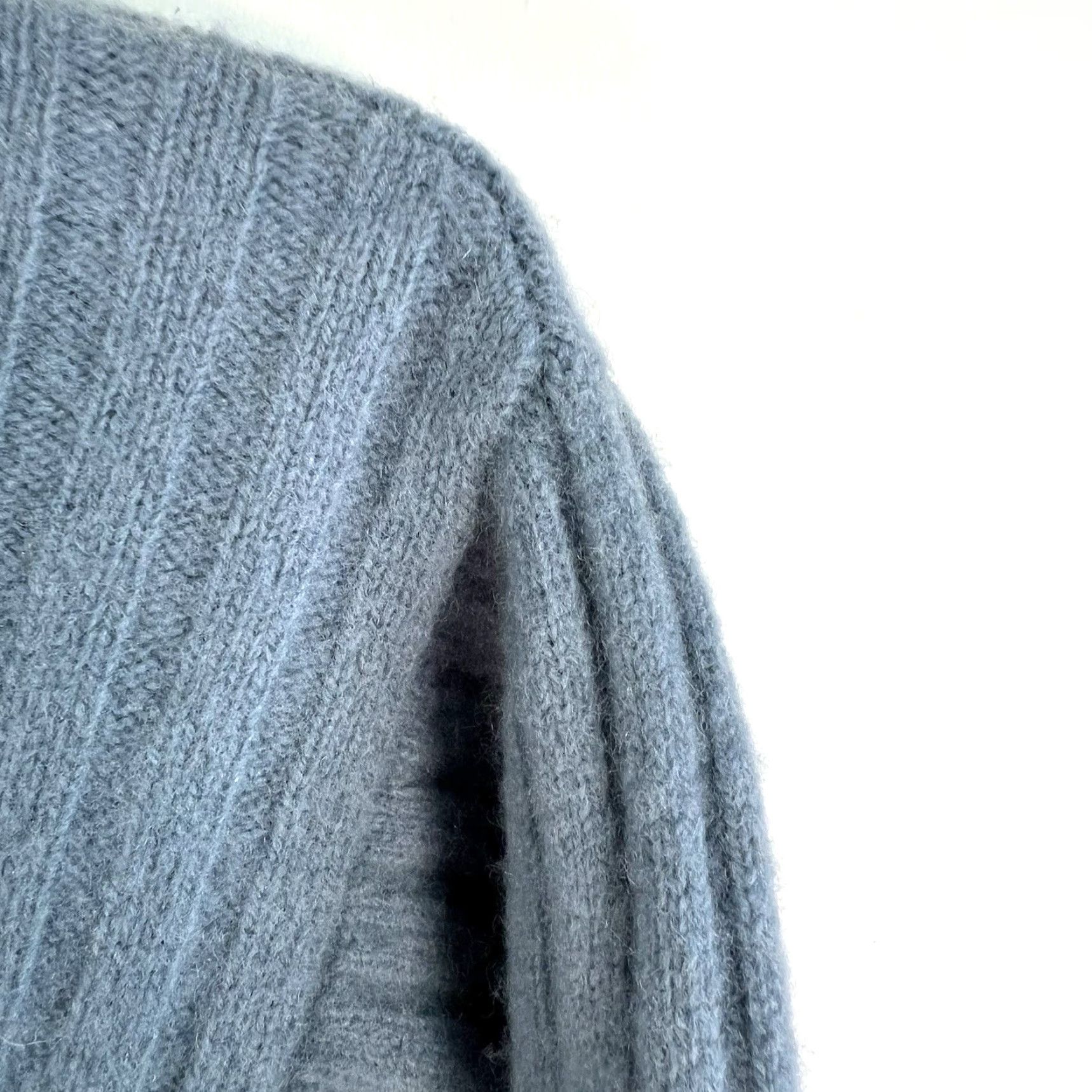 Vintage VINTAGE Boston Traders 100% Lambs Wool Thick Winter Sweater Mens Size L Blue Striped 90s Classic Pullover Long Sleeve Men Size US L / EU 52-54 / 3 - 2 Thumbnail