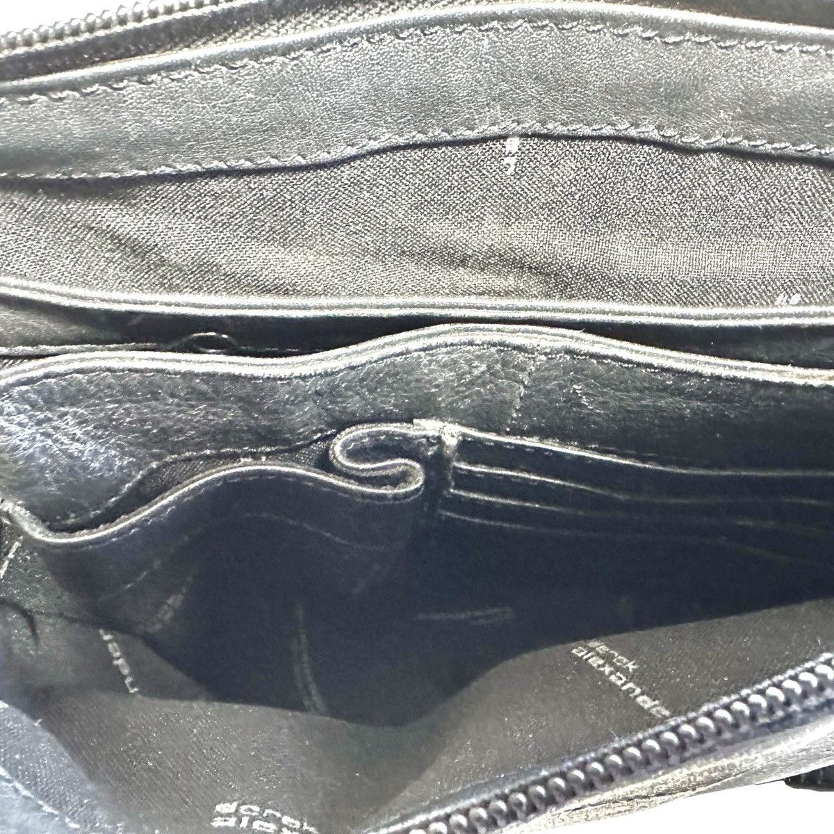 Vintage Derek Alexander Top Zip 3 Pocket Black Leather Crossbody Bag Size ONE SIZE - 8 Thumbnail