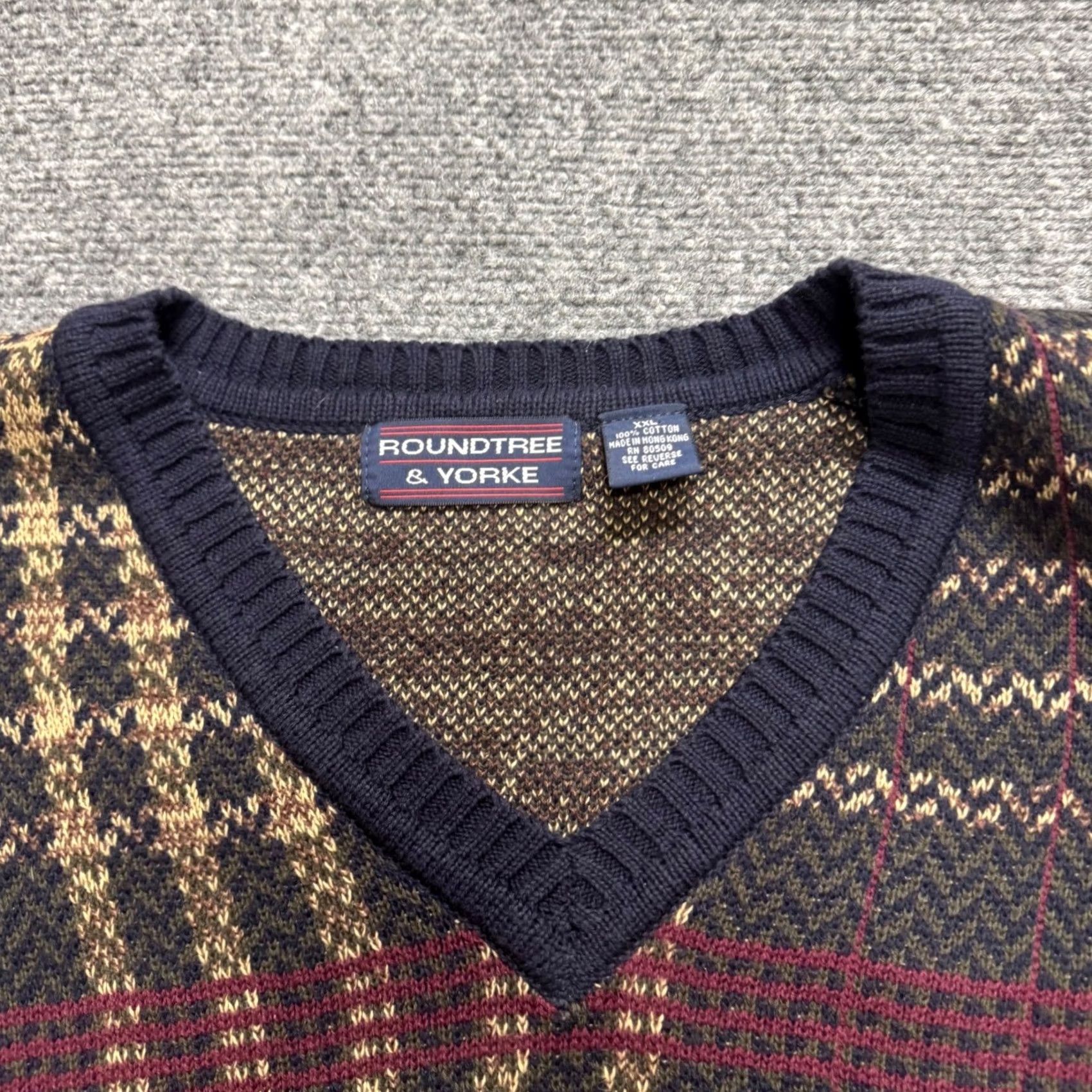 Vintage VTG Knitted Sweater Vest Patterned Mens 2XL New York Striped Round-tree Size US XXL / EU 58 / 5 - 3 Thumbnail